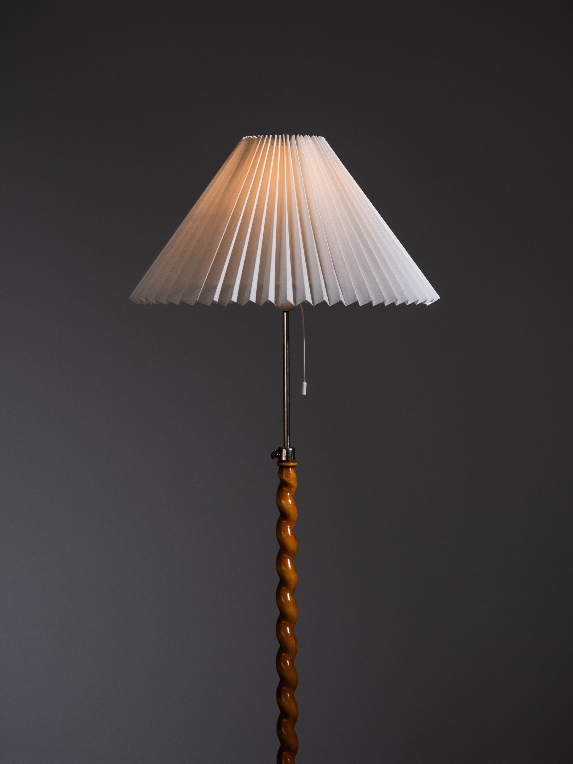 Art Deco Floor Lamp with Spiral Carved Birch Stem, Finland, 1940s