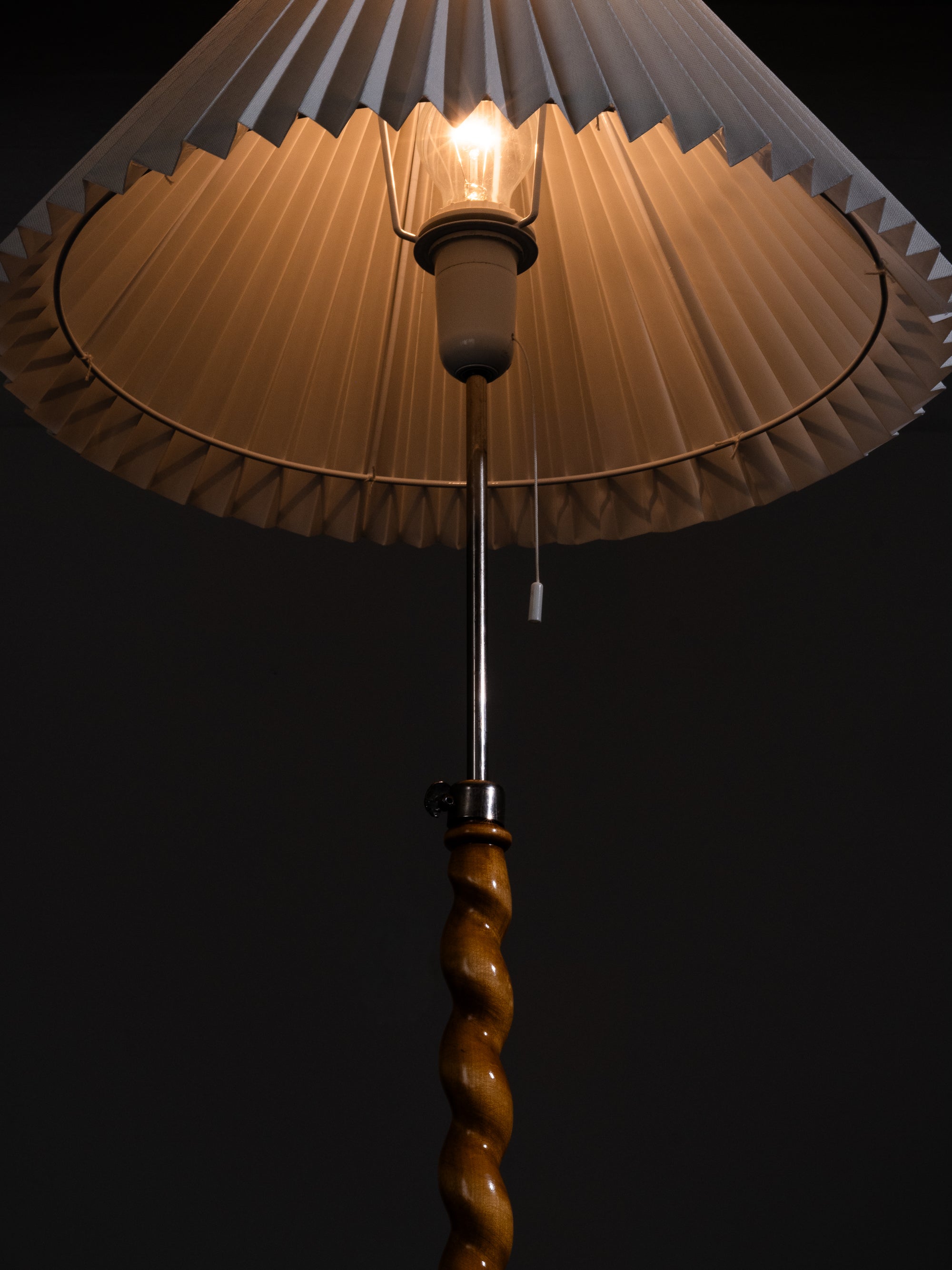 Art Deco Floor Lamp with Spiral Carved Birch Stem, Finland, 1940s