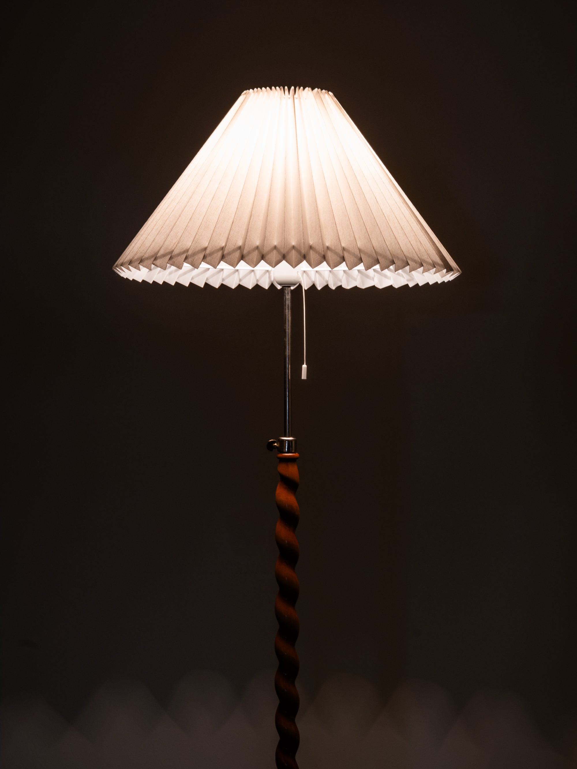 Art Deco Floor Lamp with Spiral Carved Birch Stem, Finland, 1940s