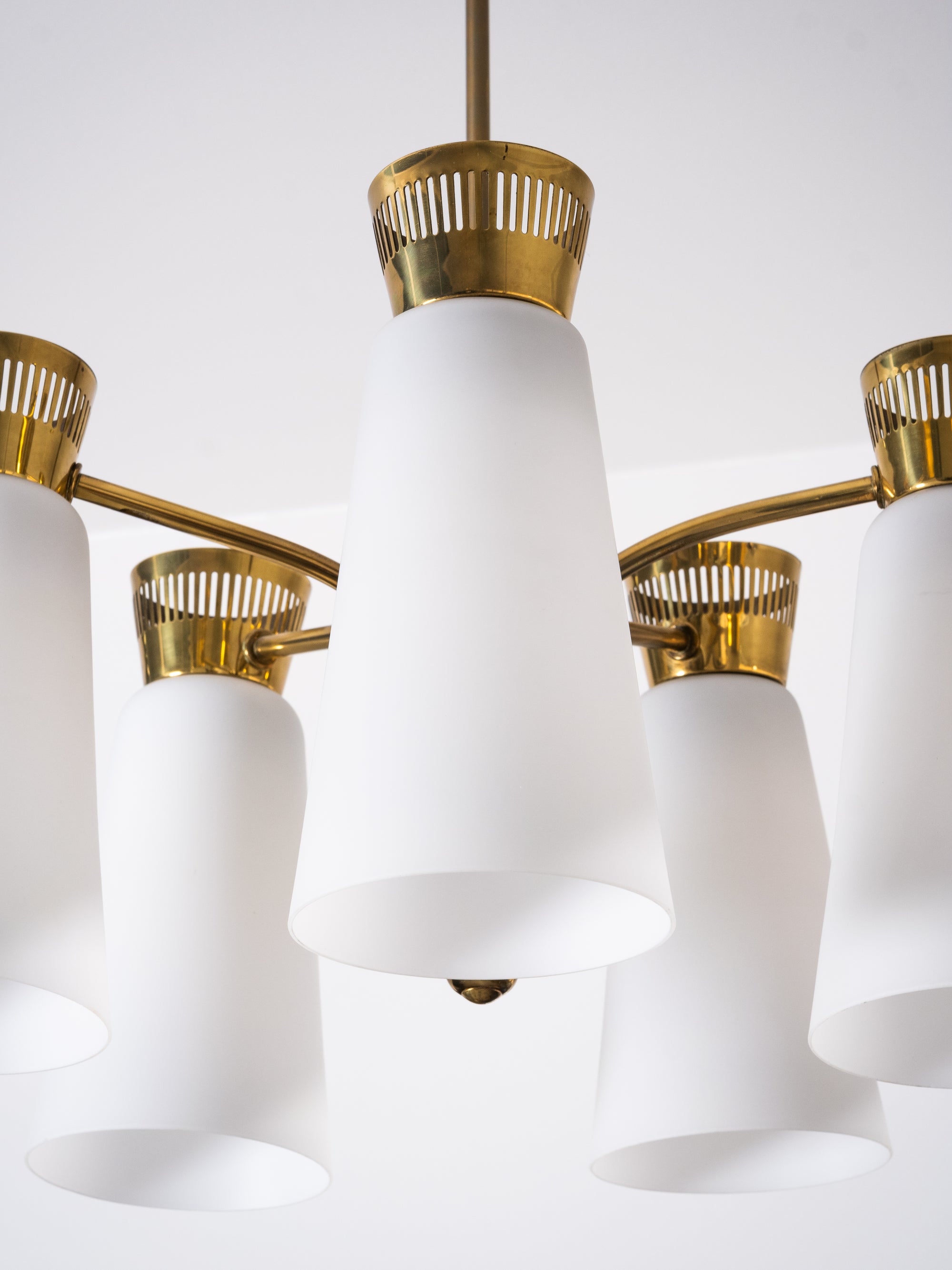 Mid-Century Model ER 103/5 Brass &amp; Opaline Glass Ceiling Lamp by Itsu, Finland