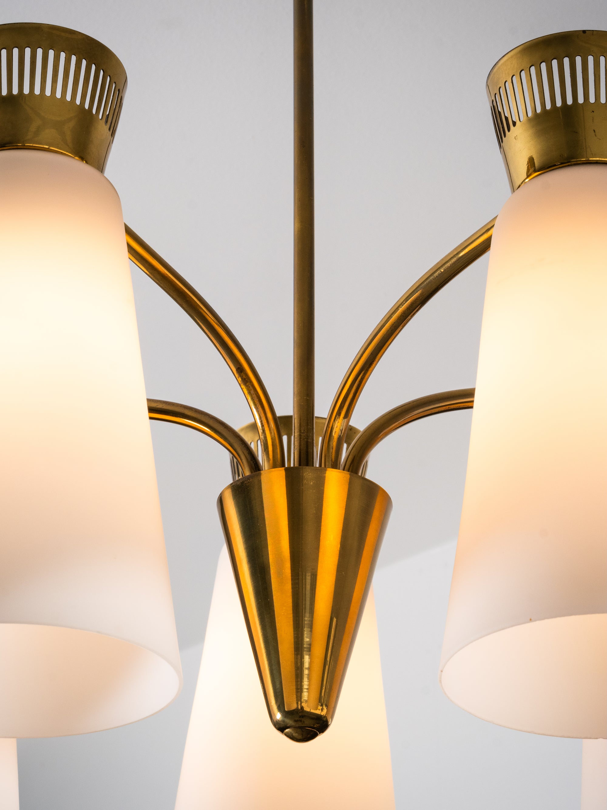 Mid-Century Model ER 103/5 Brass &amp; Opaline Glass Ceiling Lamp by Itsu, Finland