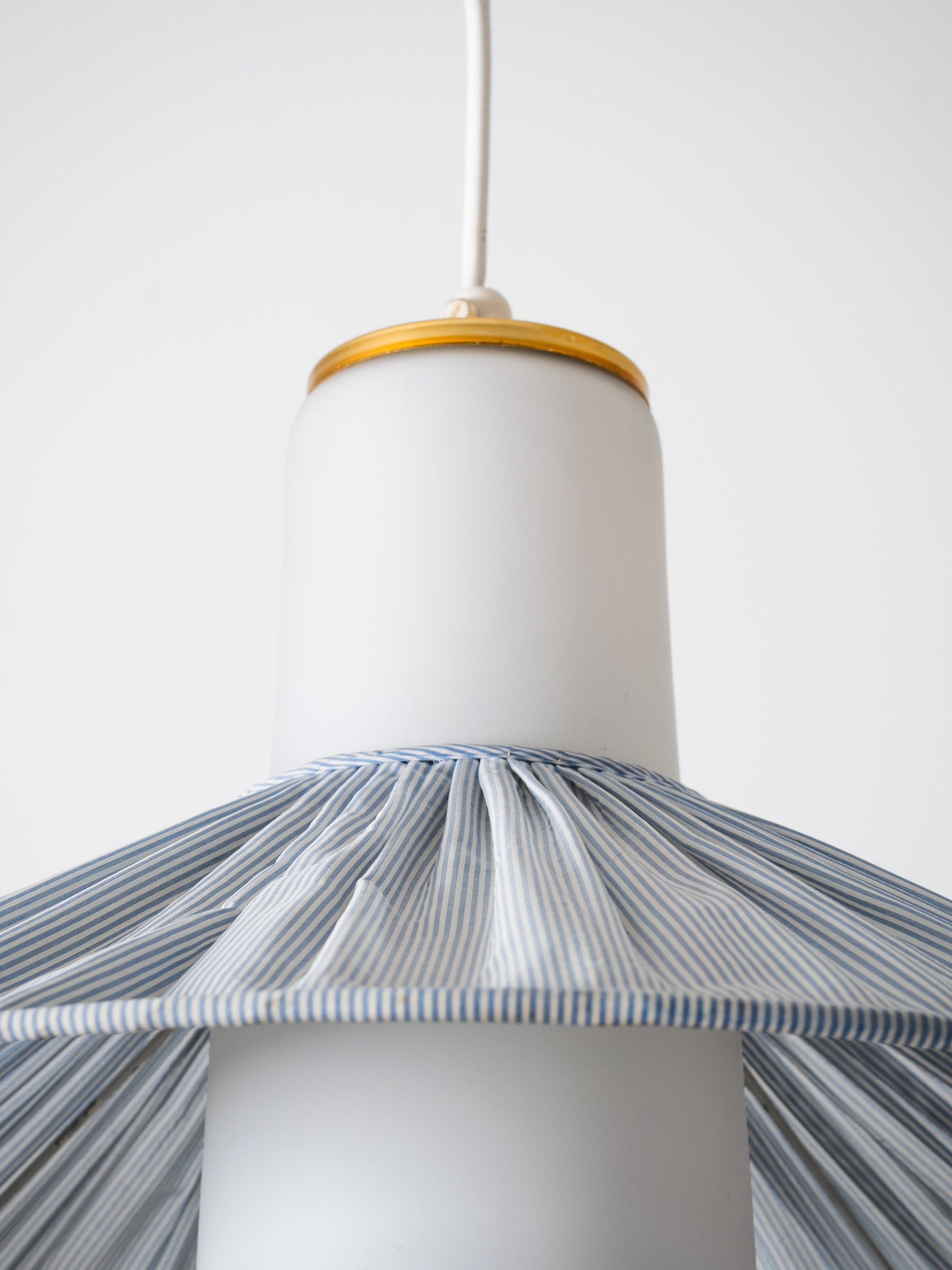 Paavo Tynell Model K3-44 Pendant in Glass, Brass &amp; Fabric, Idman, Finland, 1950s