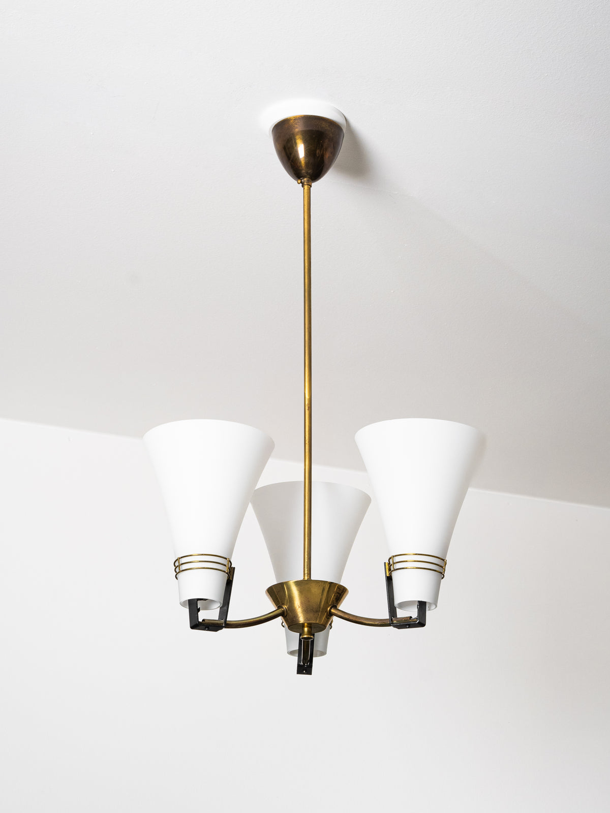 Brass &amp; Opaline Glass Chandelier Model ER 151/3 by Itsu, Finland, 1960s