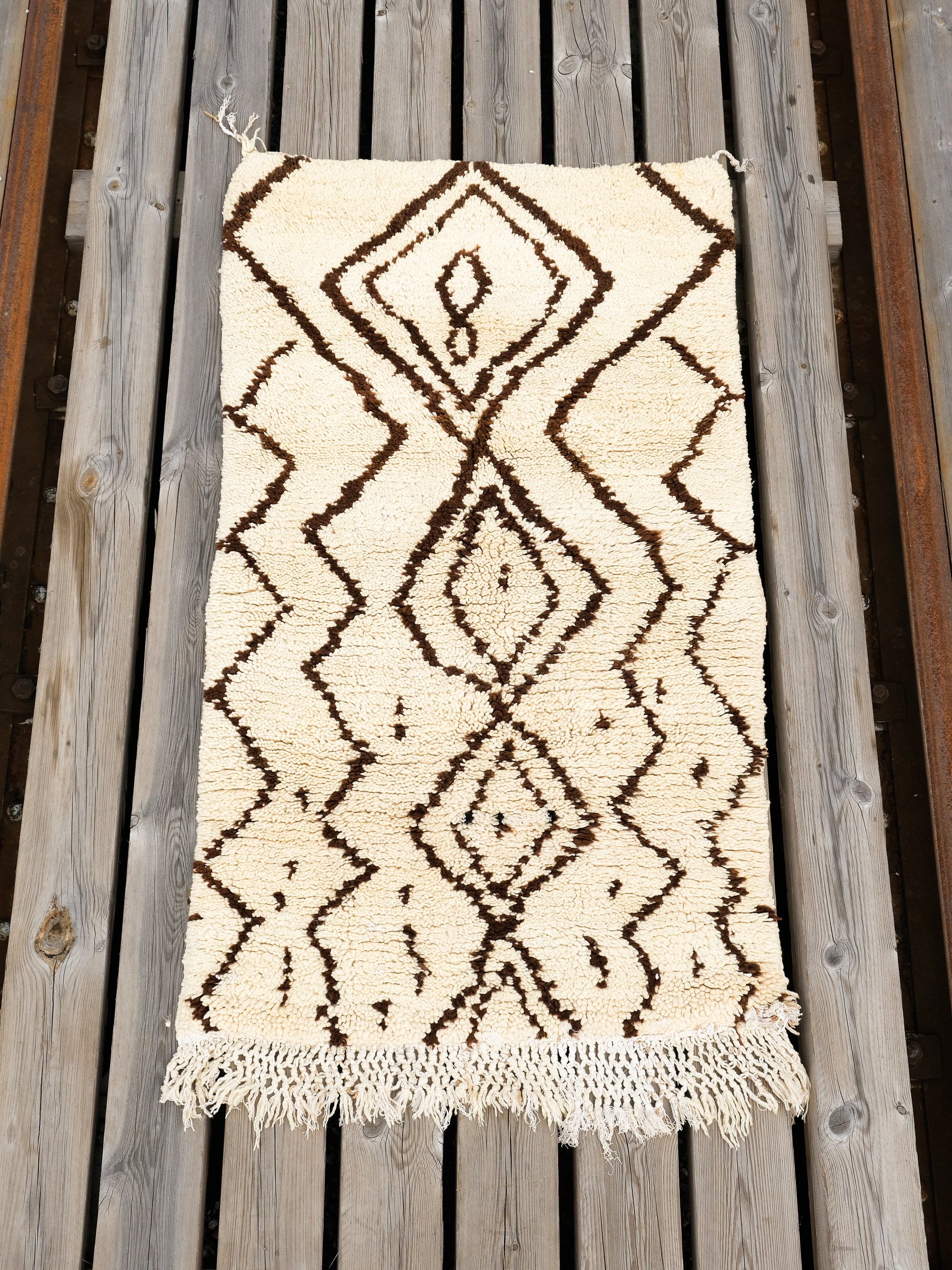 Vintage Moroccan Wool Rug | 165 x 95 cm