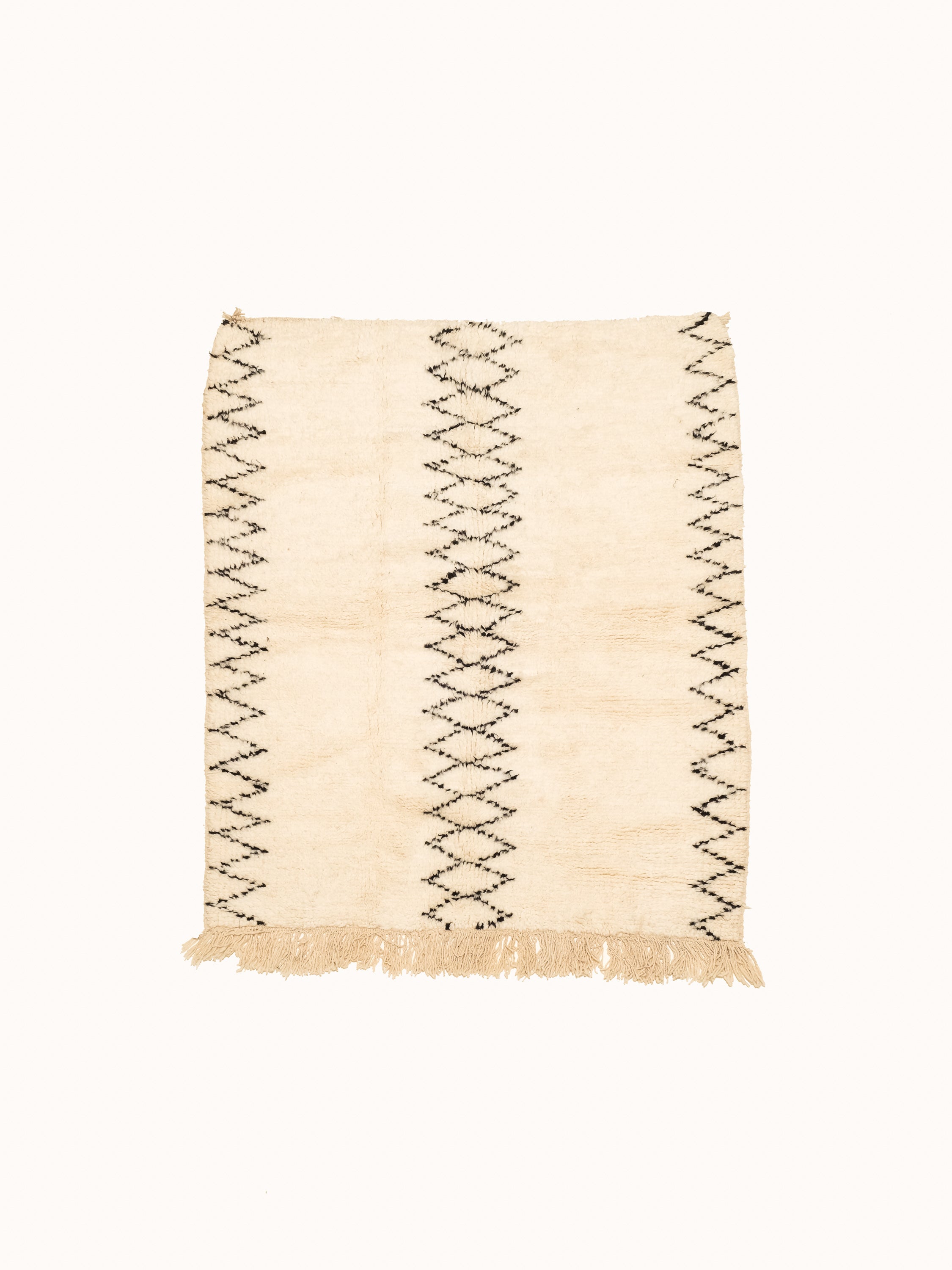 Vintage Moroccan Wool Rug | 180 x 138 cm