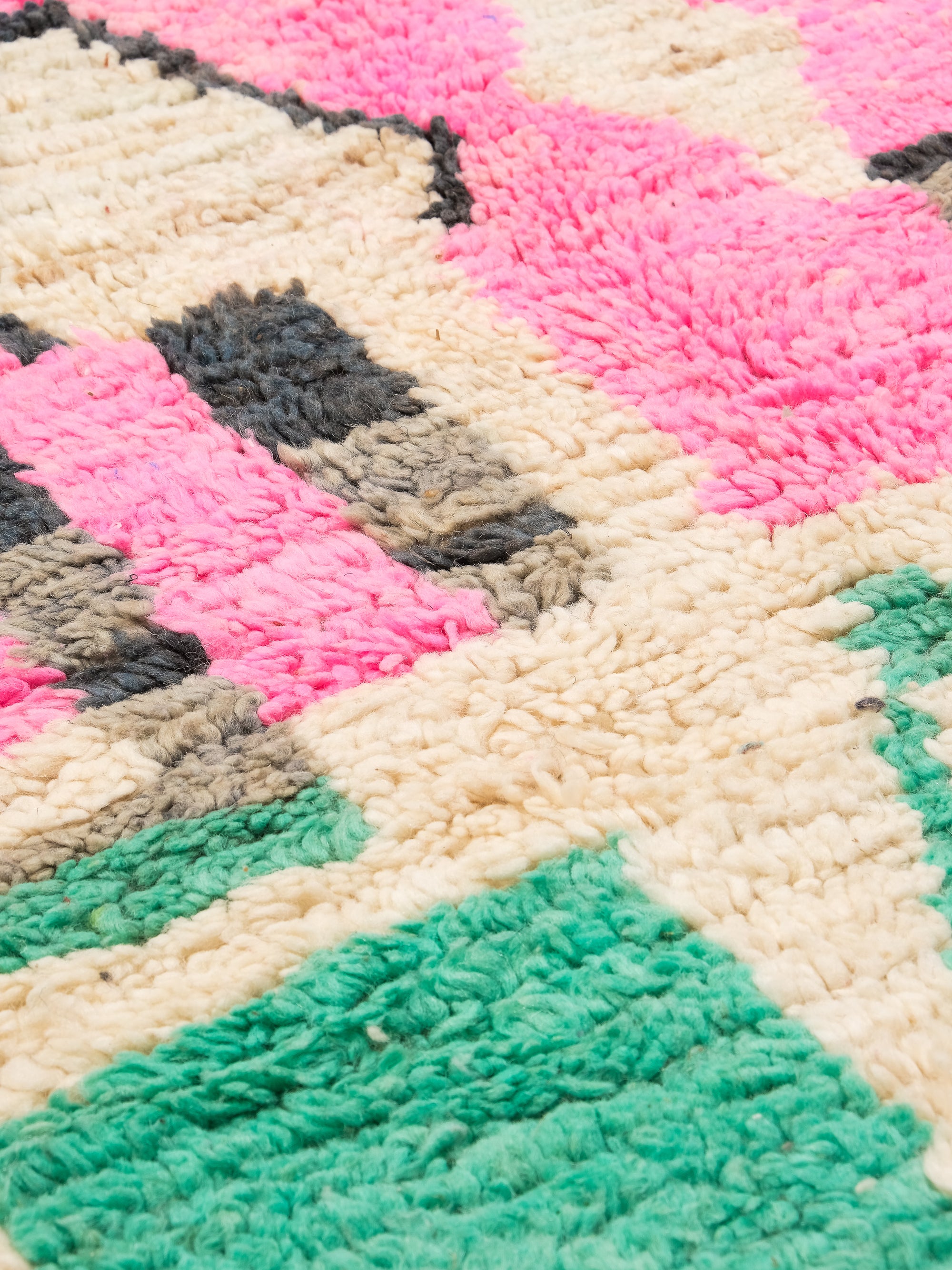 Moroccan Wool Rug | 280 x 160 cm