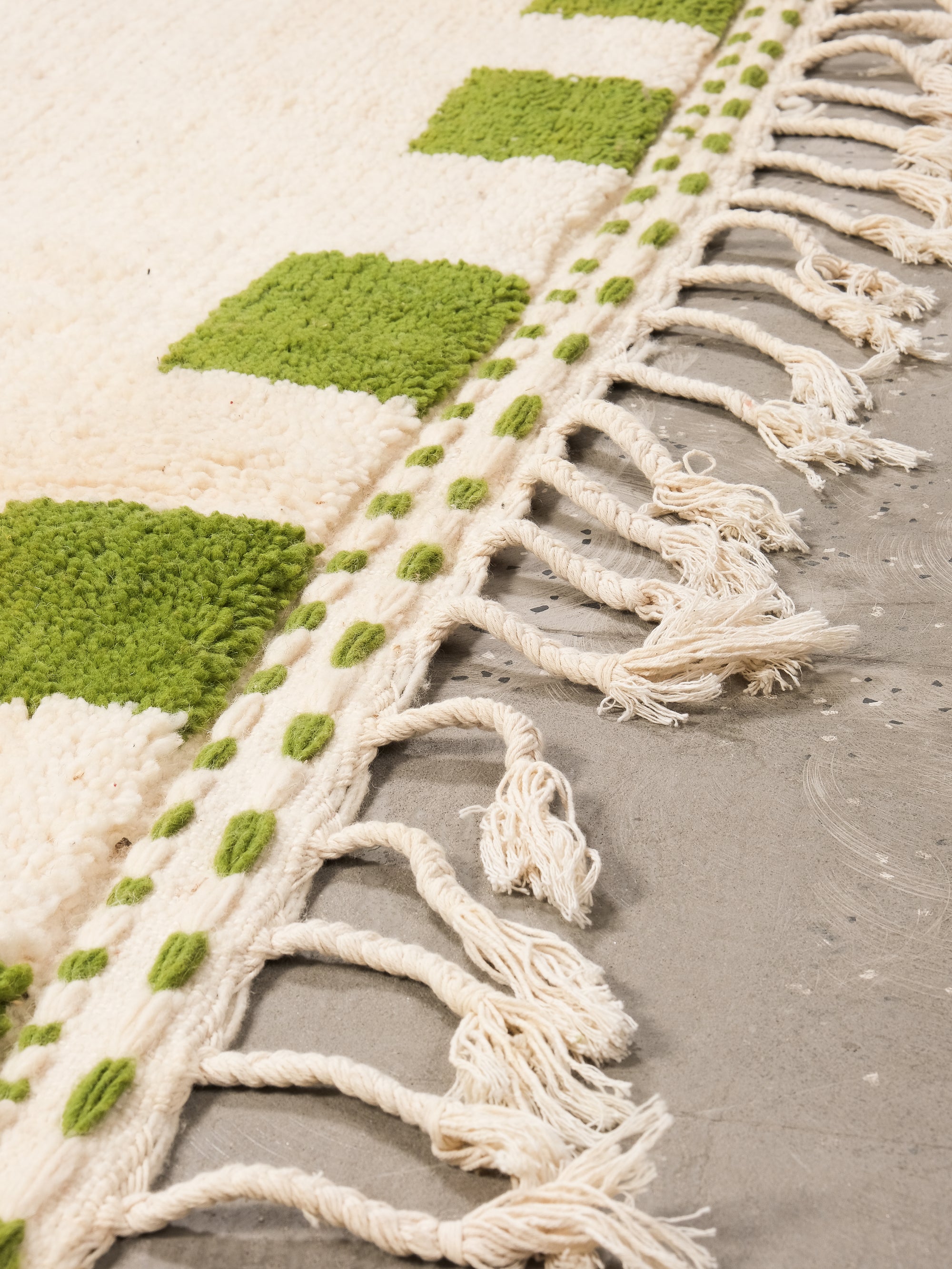 Moroccan Wool Rug | 294 x 205 cm