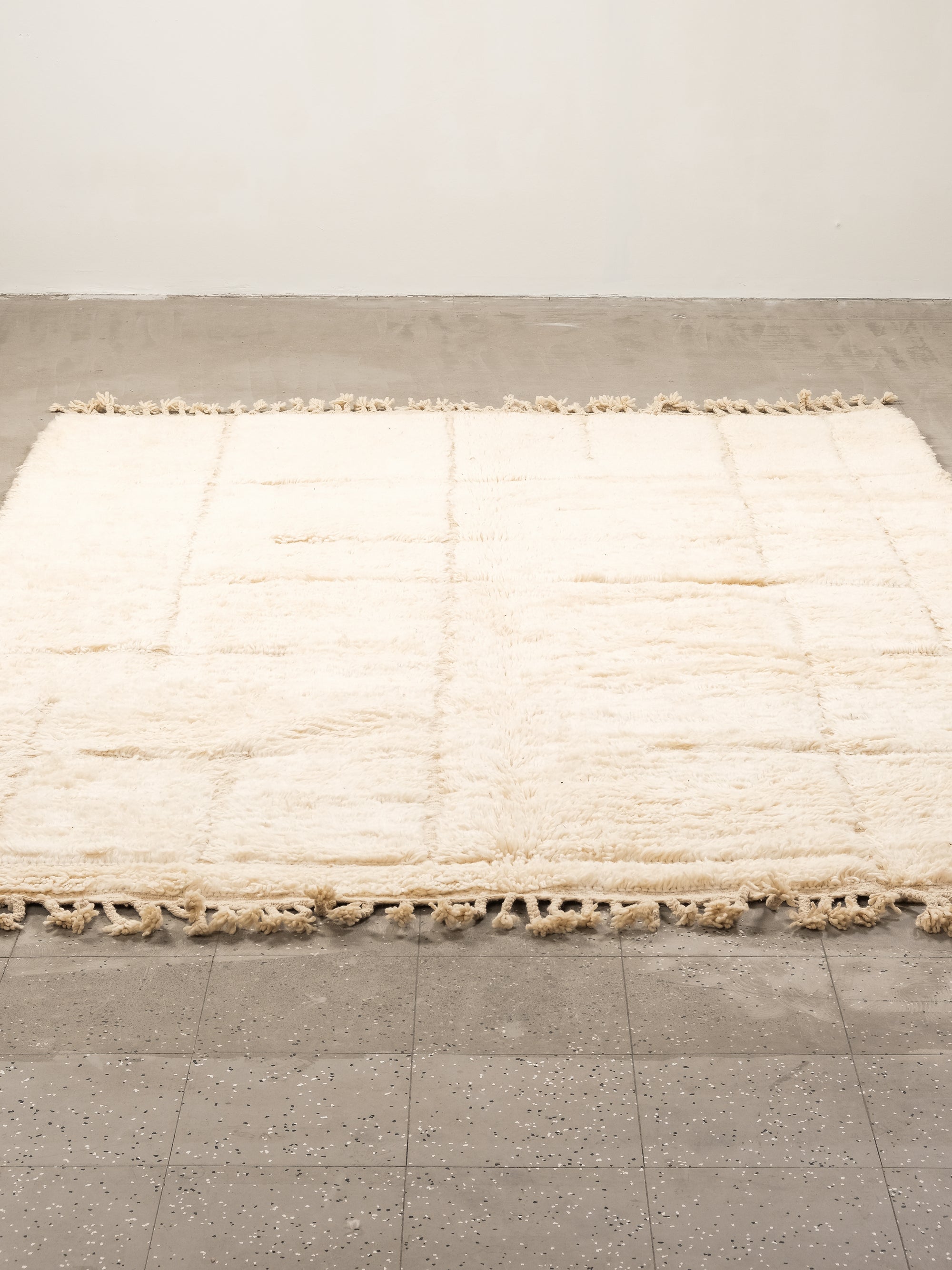 Moroccan Wool Rug | 303 x 224 cm