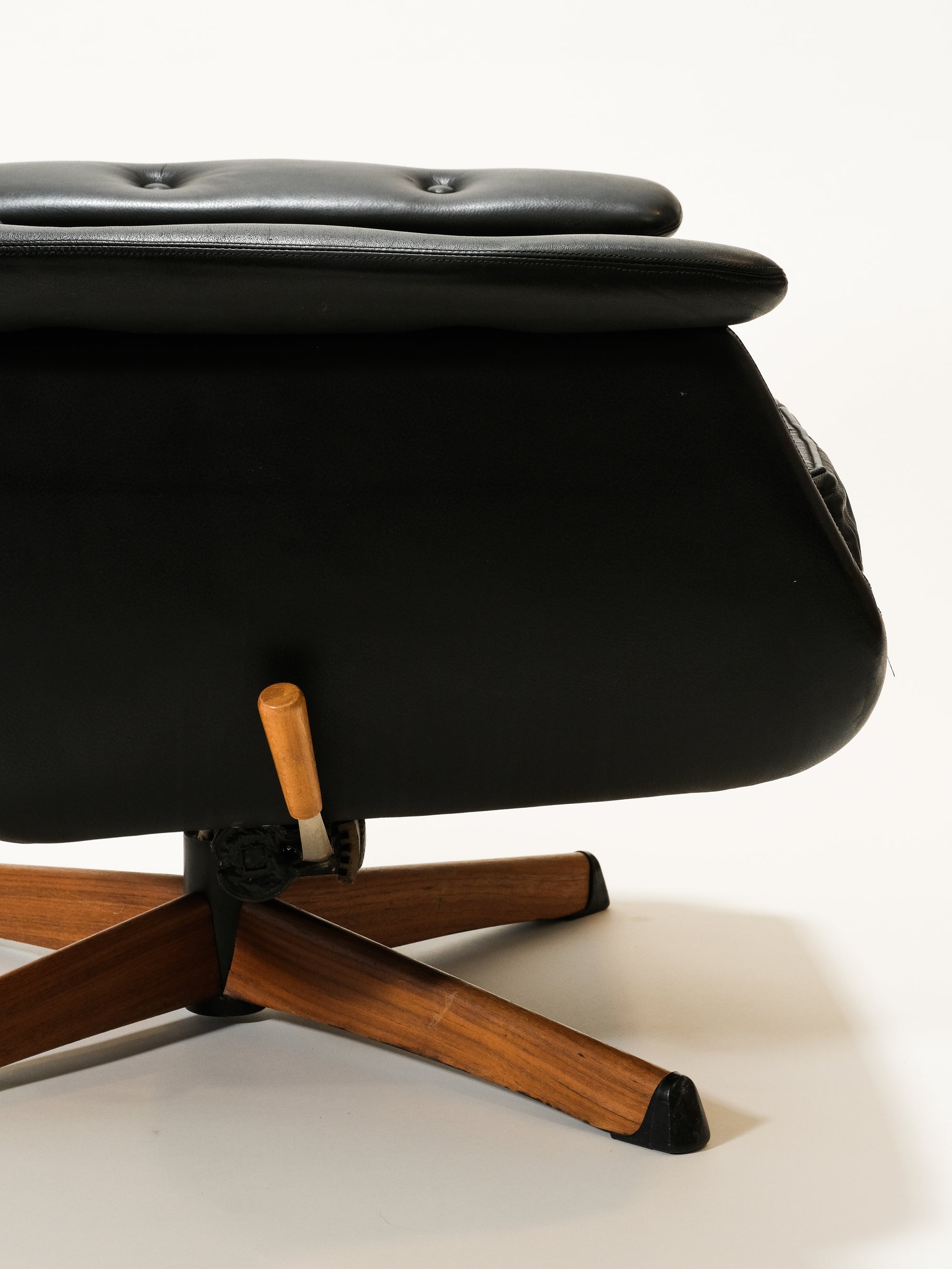 Black Leather Swivel Lounge Chair, 1960s