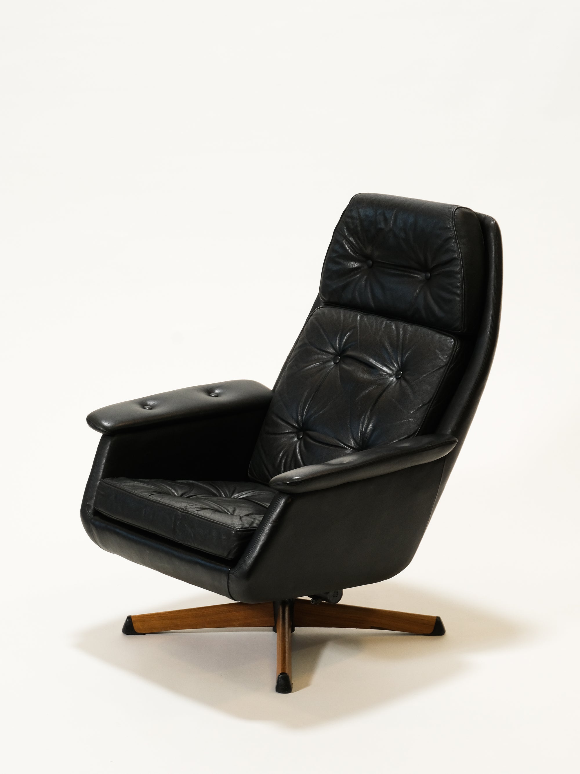 Black Leather Swivel Lounge Chair, 1960s