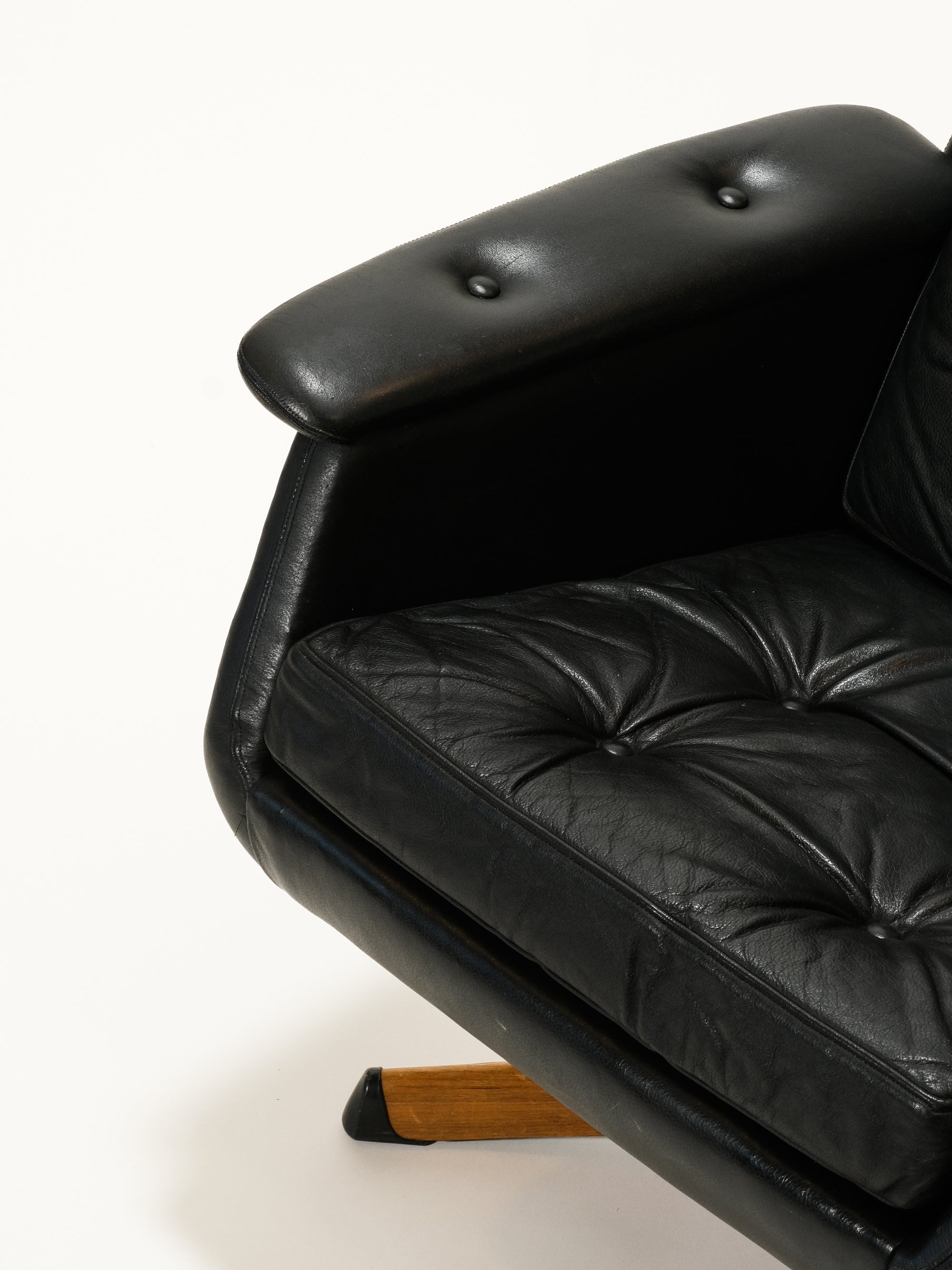 Black Leather Swivel Lounge Chair, 1960s
