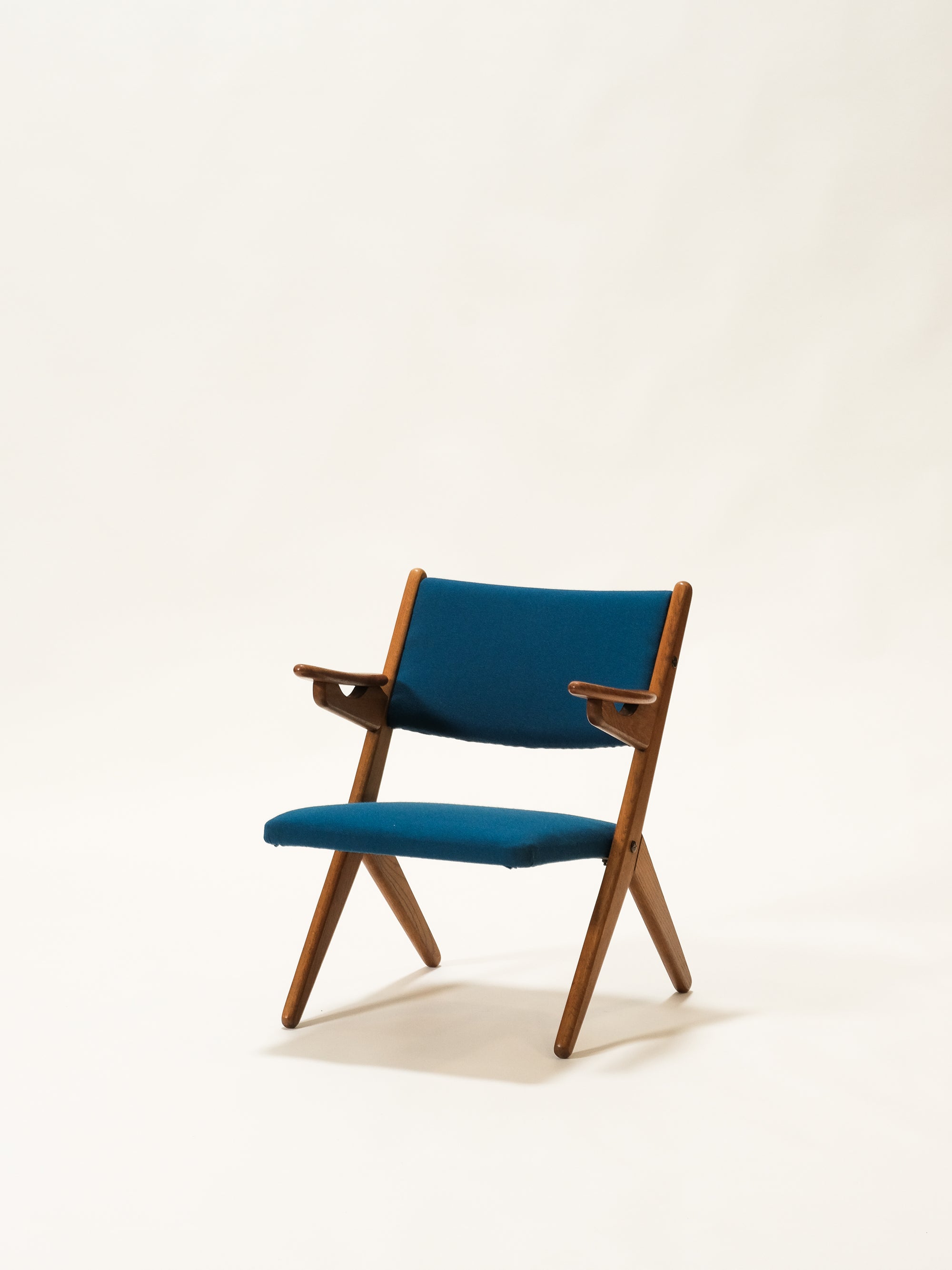 Mid-Century Danish Oak Lounge Chair by Arne Hovmand-Olsen, 1960s