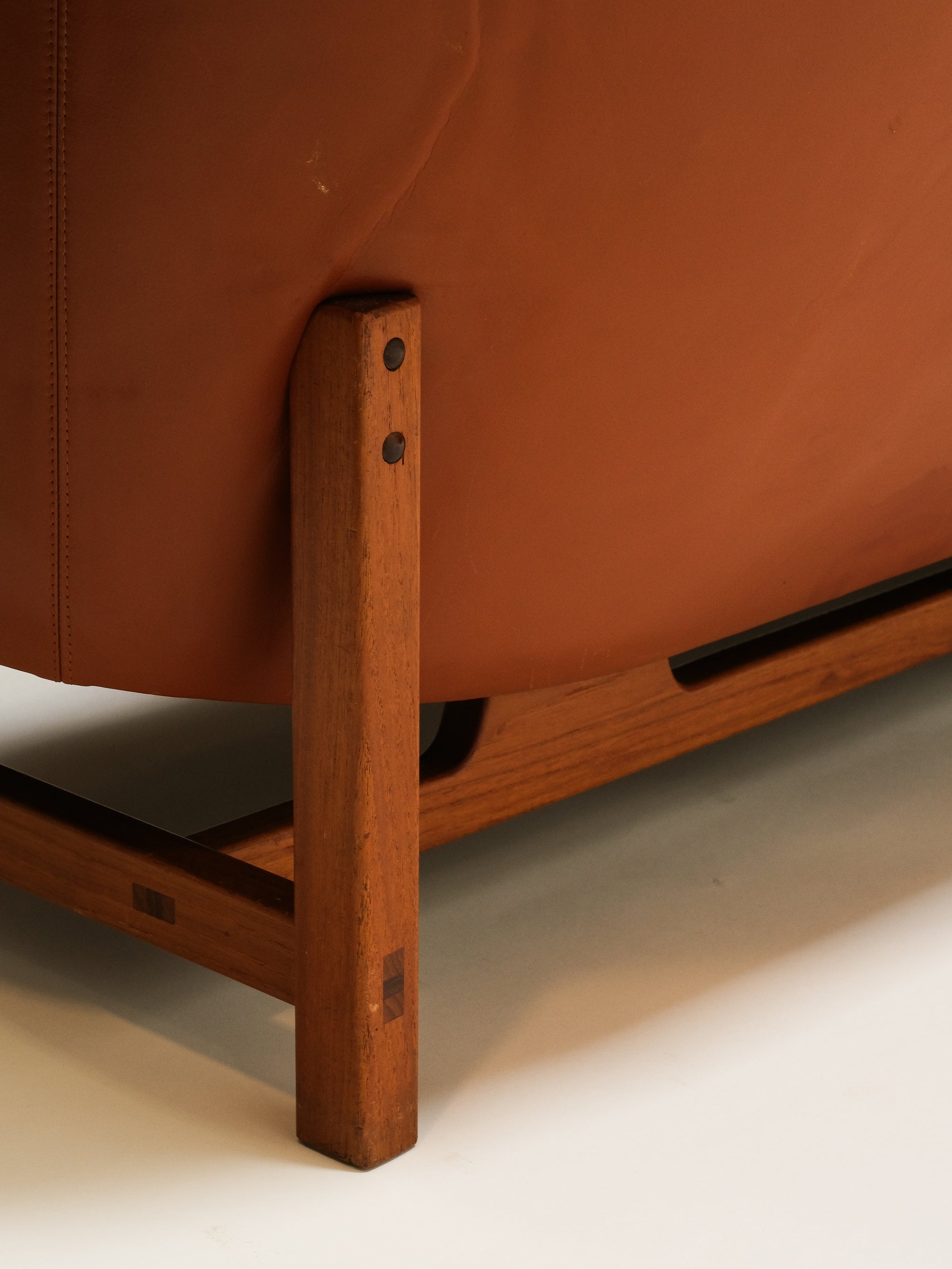 Model &quot;Corona&quot; Leather Sofa by Lennart Bender for Ulferts Möbler, Sweden, 1960s