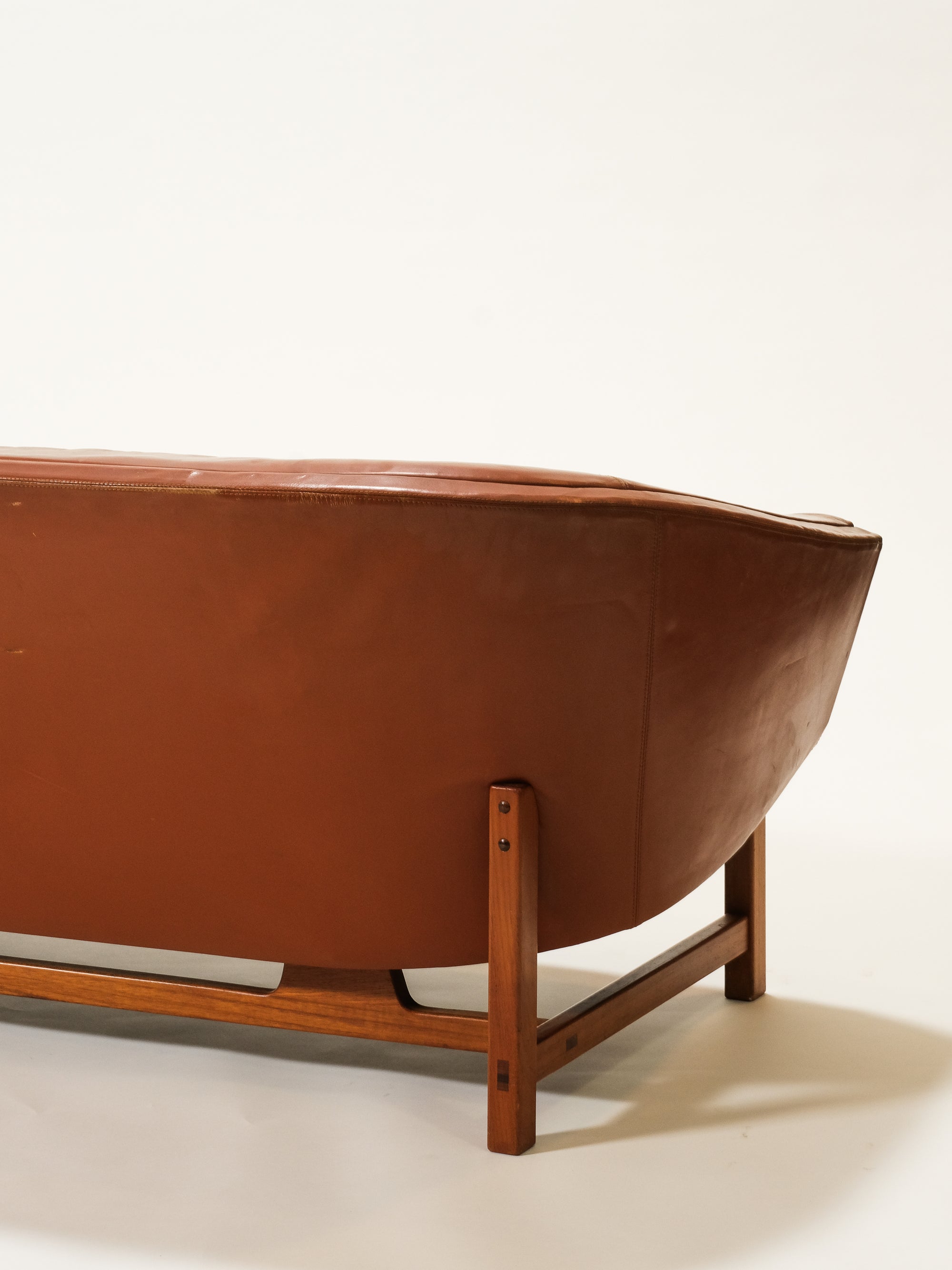 Model &quot;Corona&quot; Leather Sofa by Lennart Bender for Ulferts Möbler, Sweden, 1960s