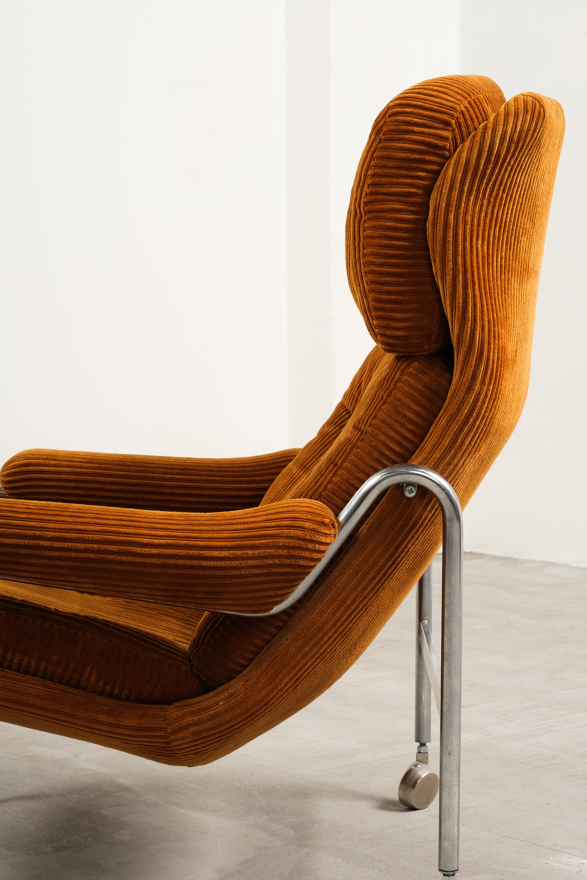 Tubular Chrome Steel Lounge Chair with Corduroy Fabric Upholstery, 1970s