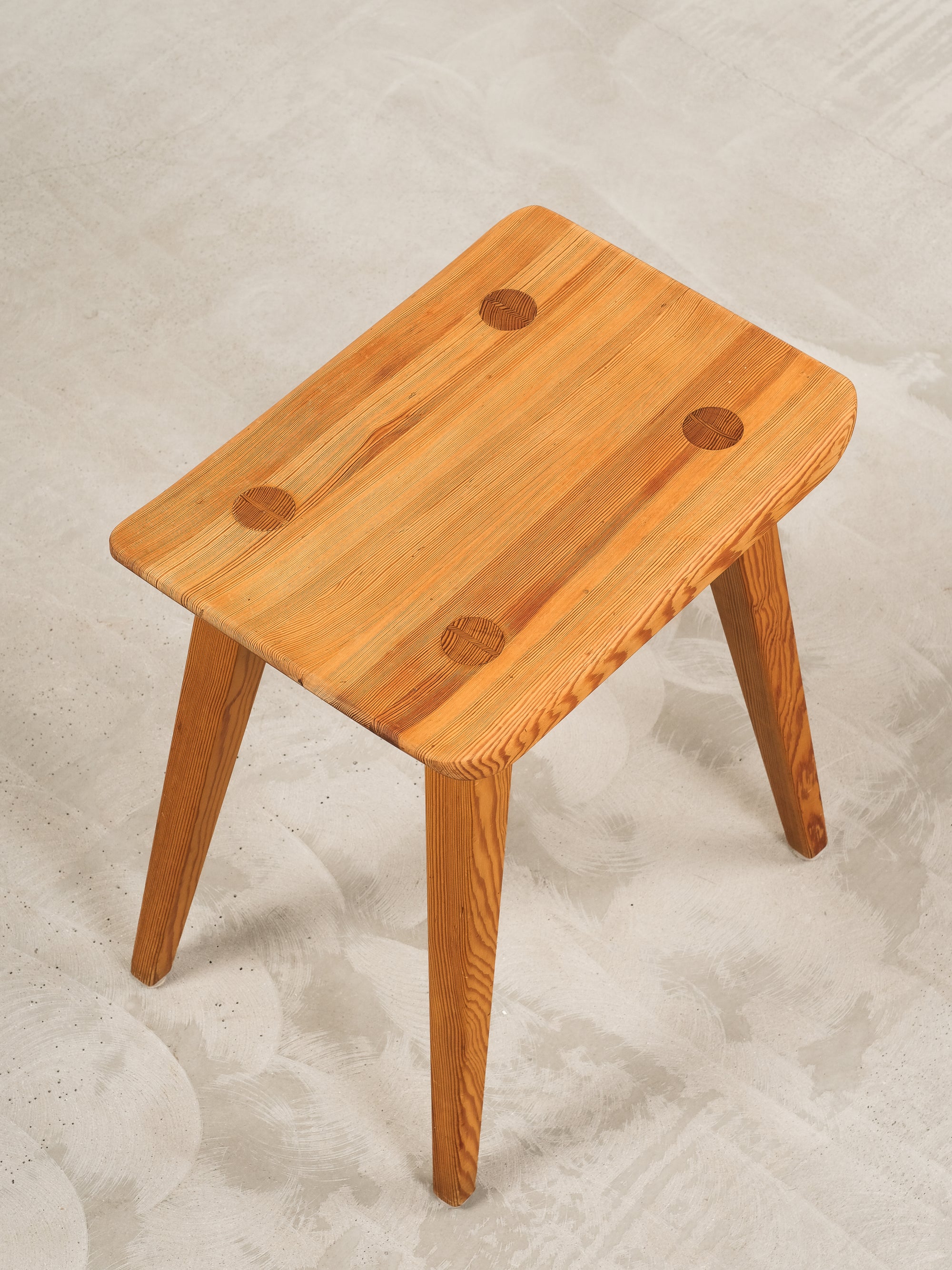 Swedish Pine Stool Model &quot;Visingsö&quot; by Carl Malmsten for Waggeryds Möbelfabrik