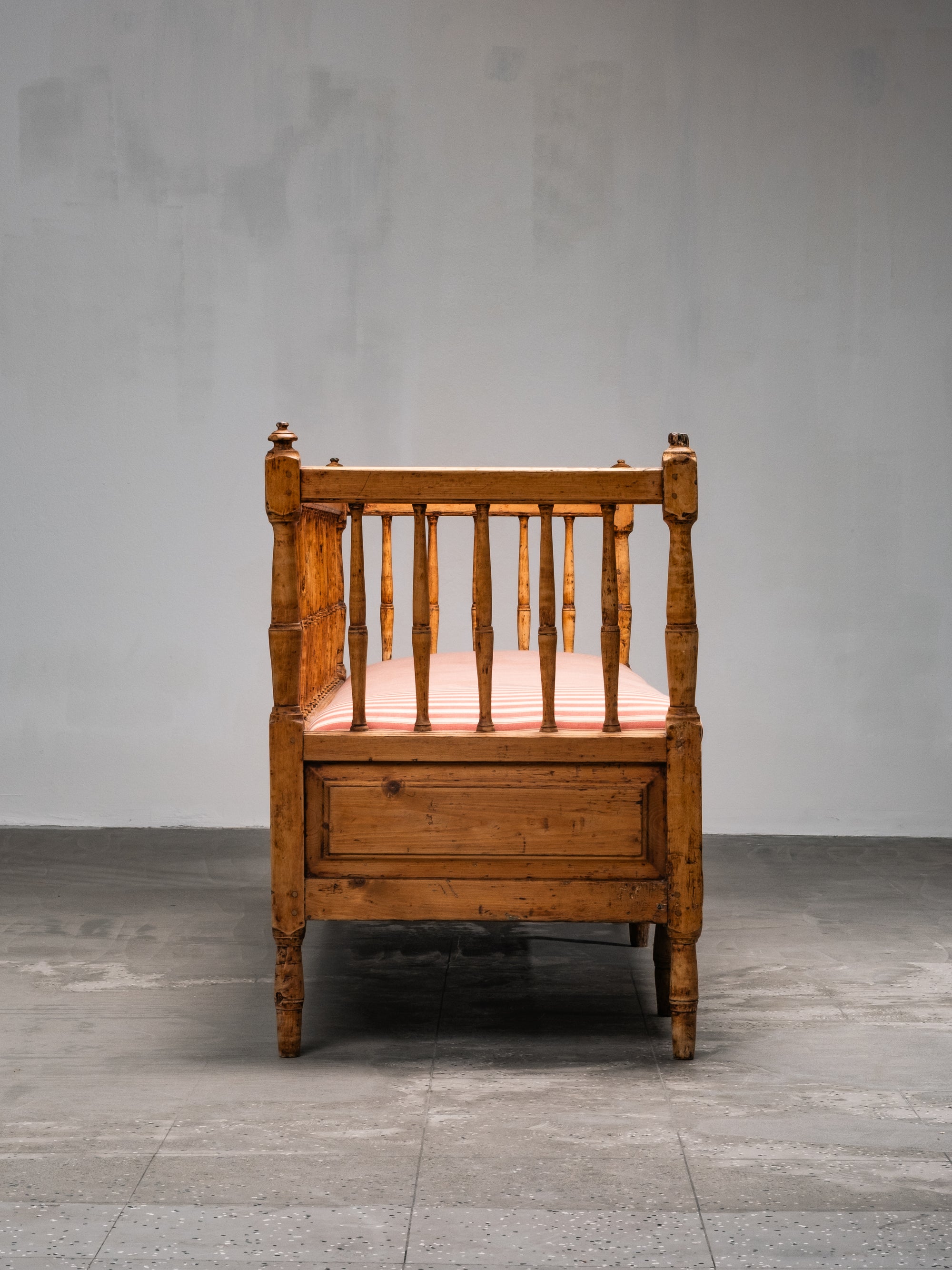 Swedish 19th Century Gustavian Wooden Sofa Bench with Striped Upholstery