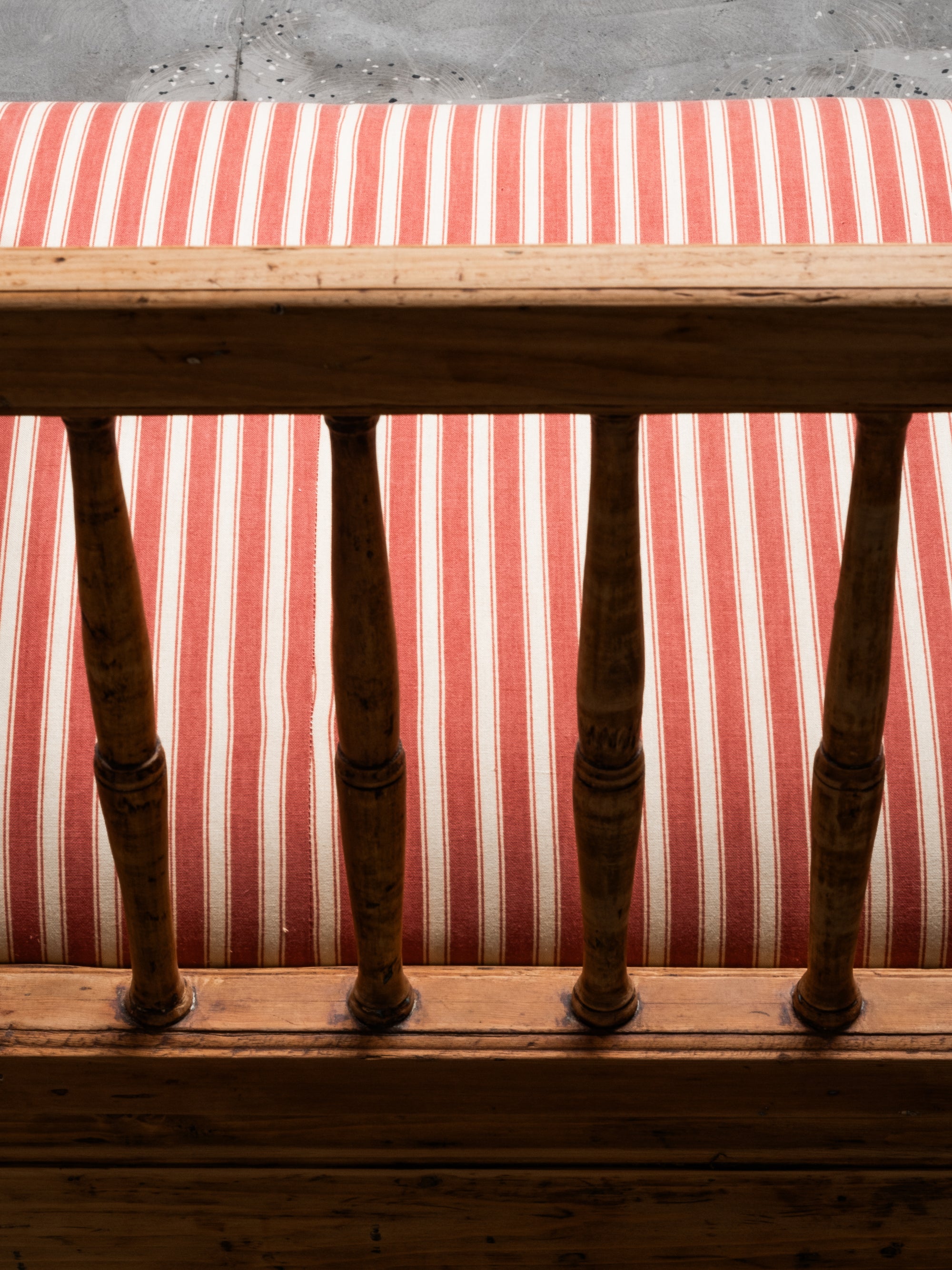 Swedish 19th Century Gustavian Wooden Sofa Bench with Striped Upholstery