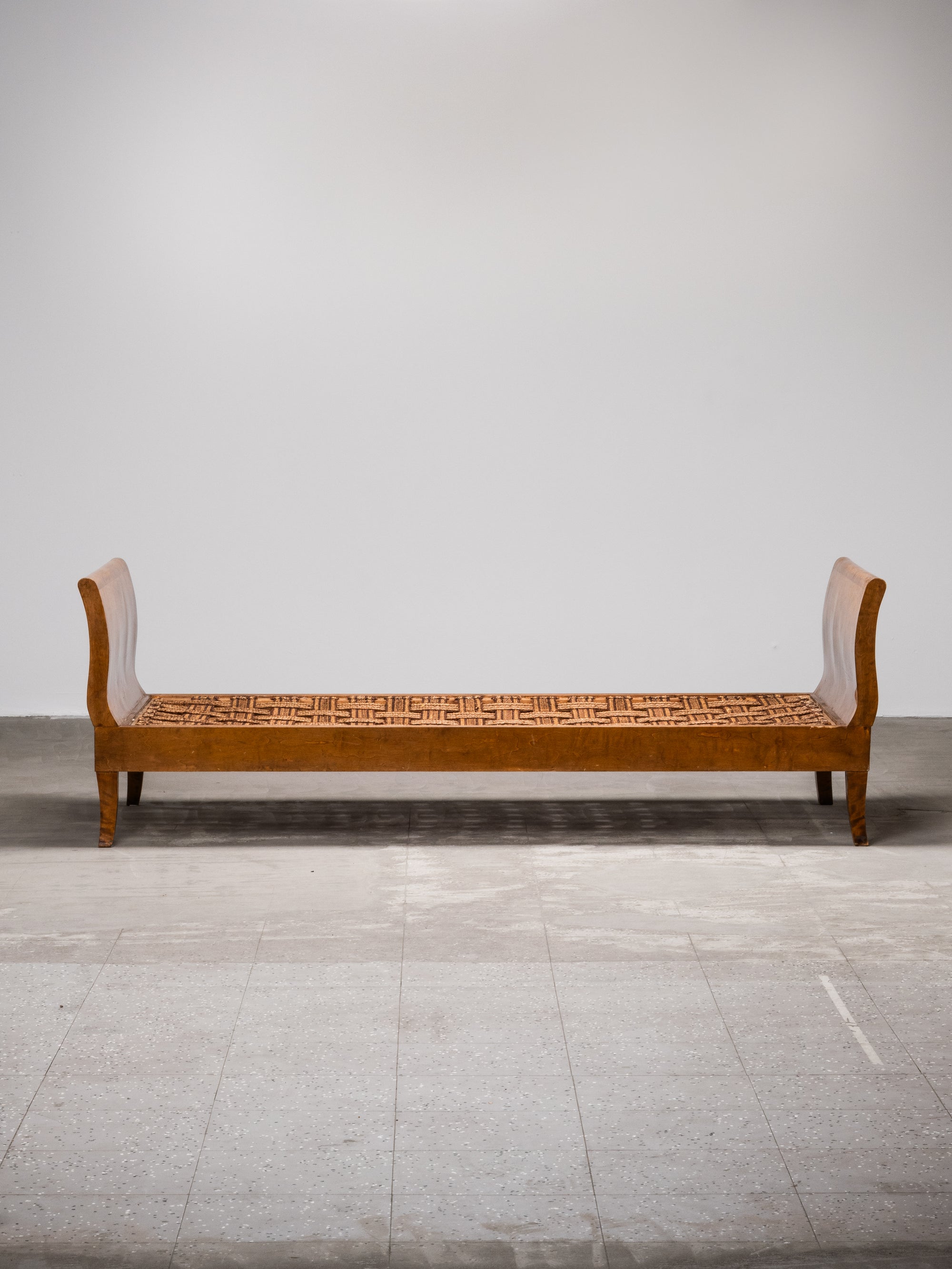 Finnish Art Deco Flame Birch Daybed, 1920s