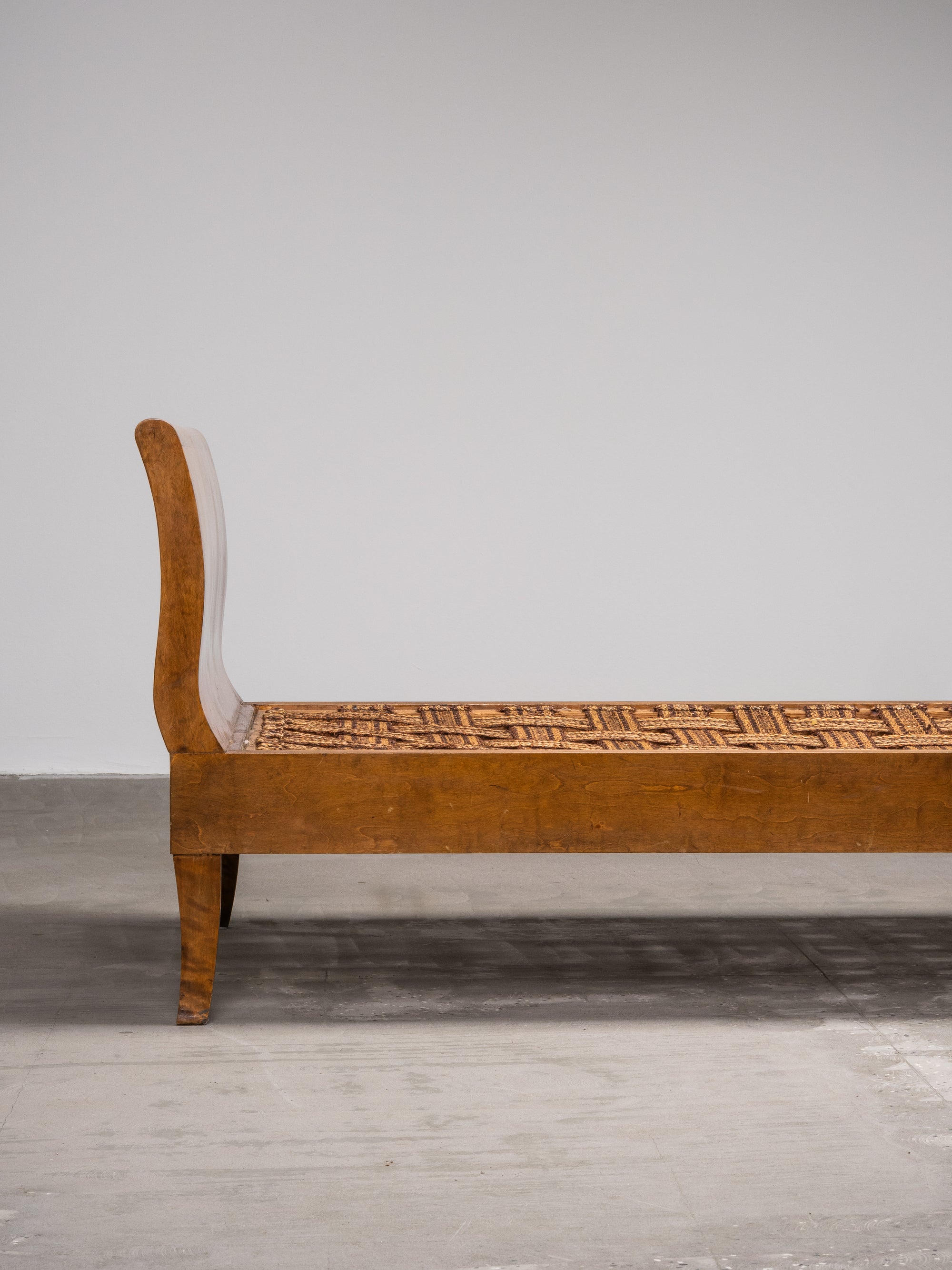 Finnish Art Deco Flame Birch Daybed, 1920s
