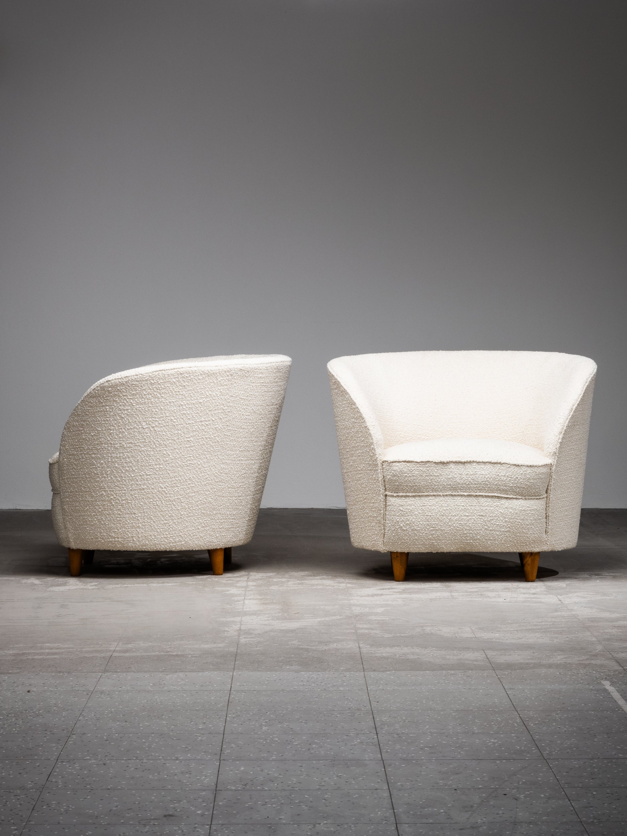 Pair of Modernist Lounge Chairs by Elna Kiljander, Koti-Hemmet, Finland, 1930s