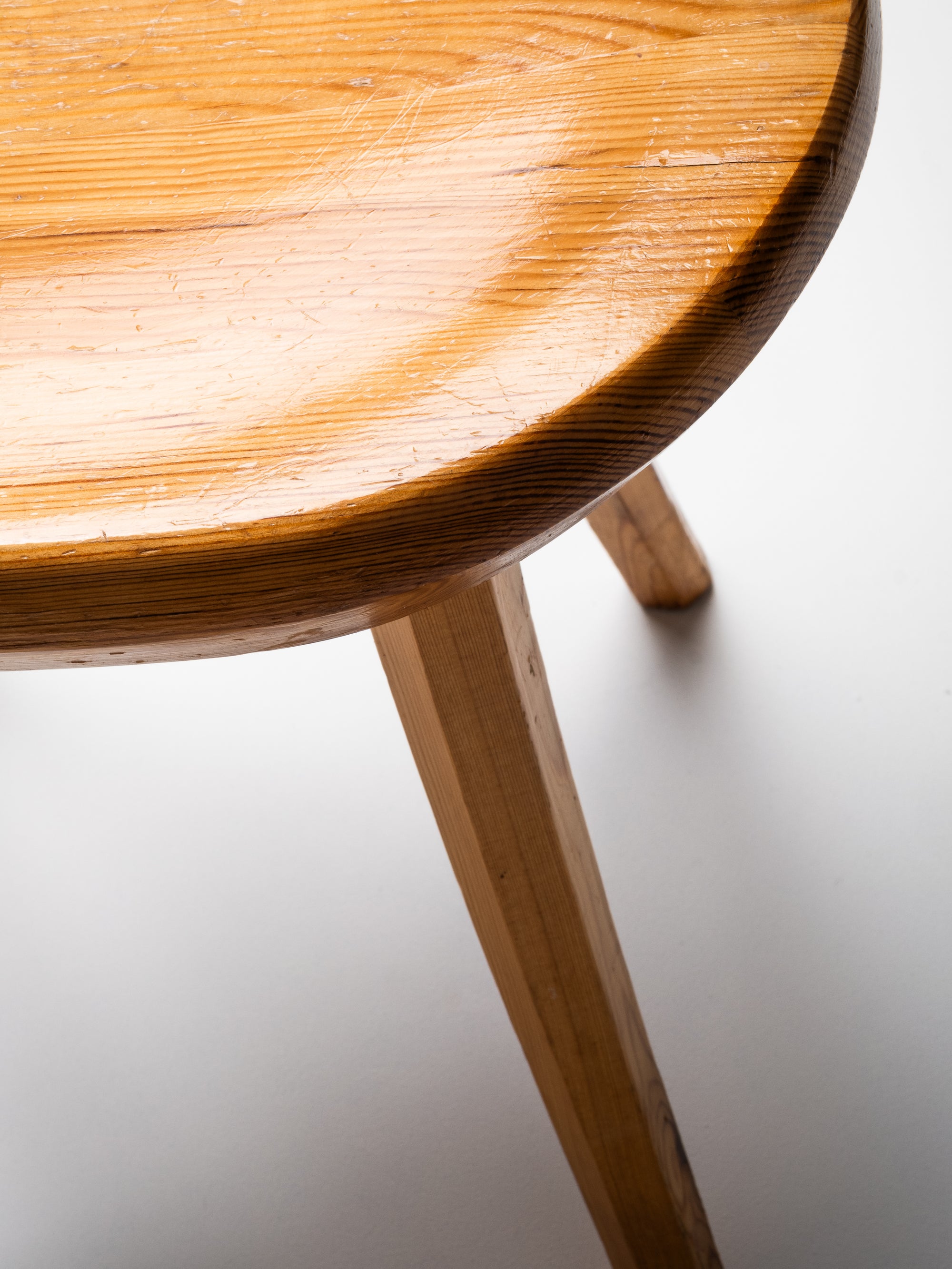 Hand-Crafted “Juuso” Pine Stool by Tervasaaren Puutyötehdas, Finland, 1960s