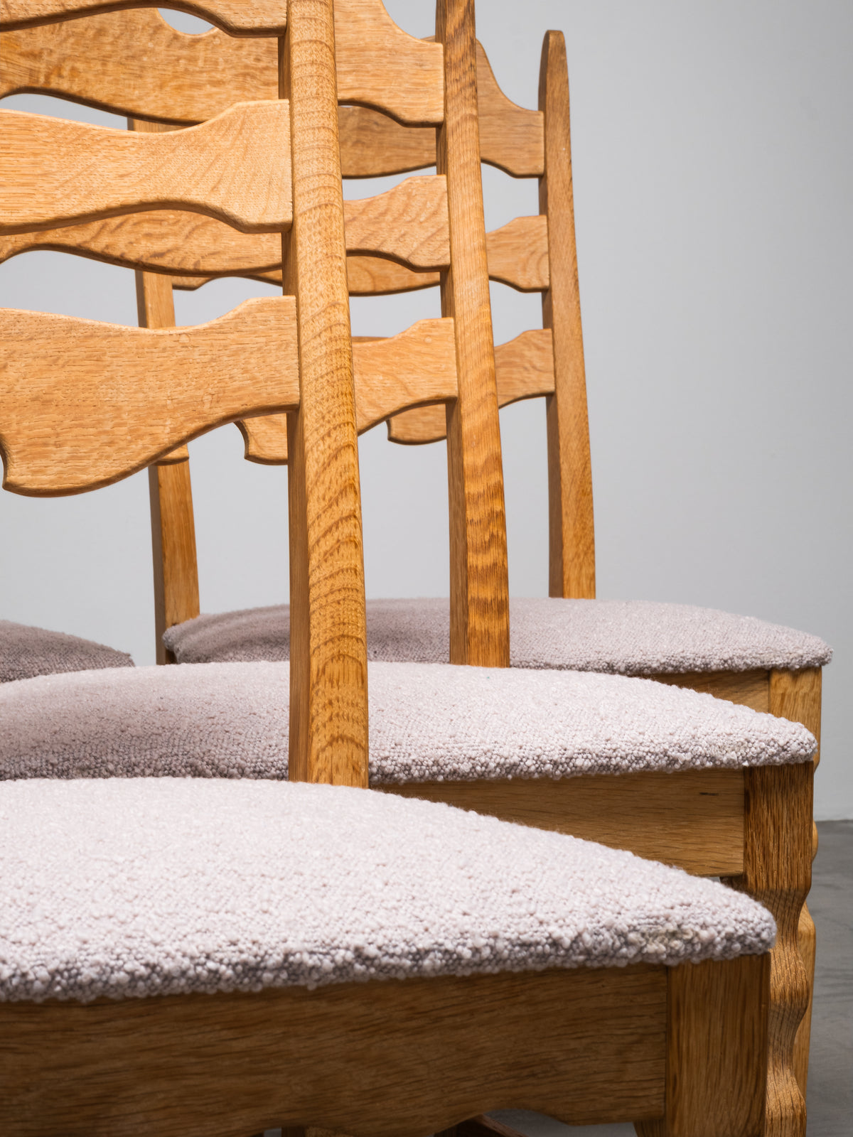 Set of 6 Oak Dining Chairs with Bouclé Upholstery by Henning Kjærnulf, 1960s