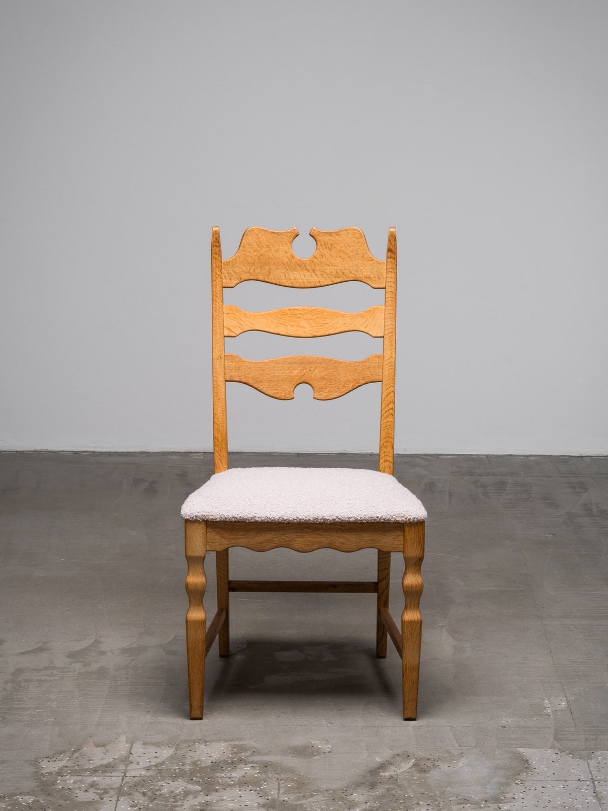 Set of 6 Oak Dining Chairs with Bouclé Upholstery by Henning Kjærnulf, 1960s