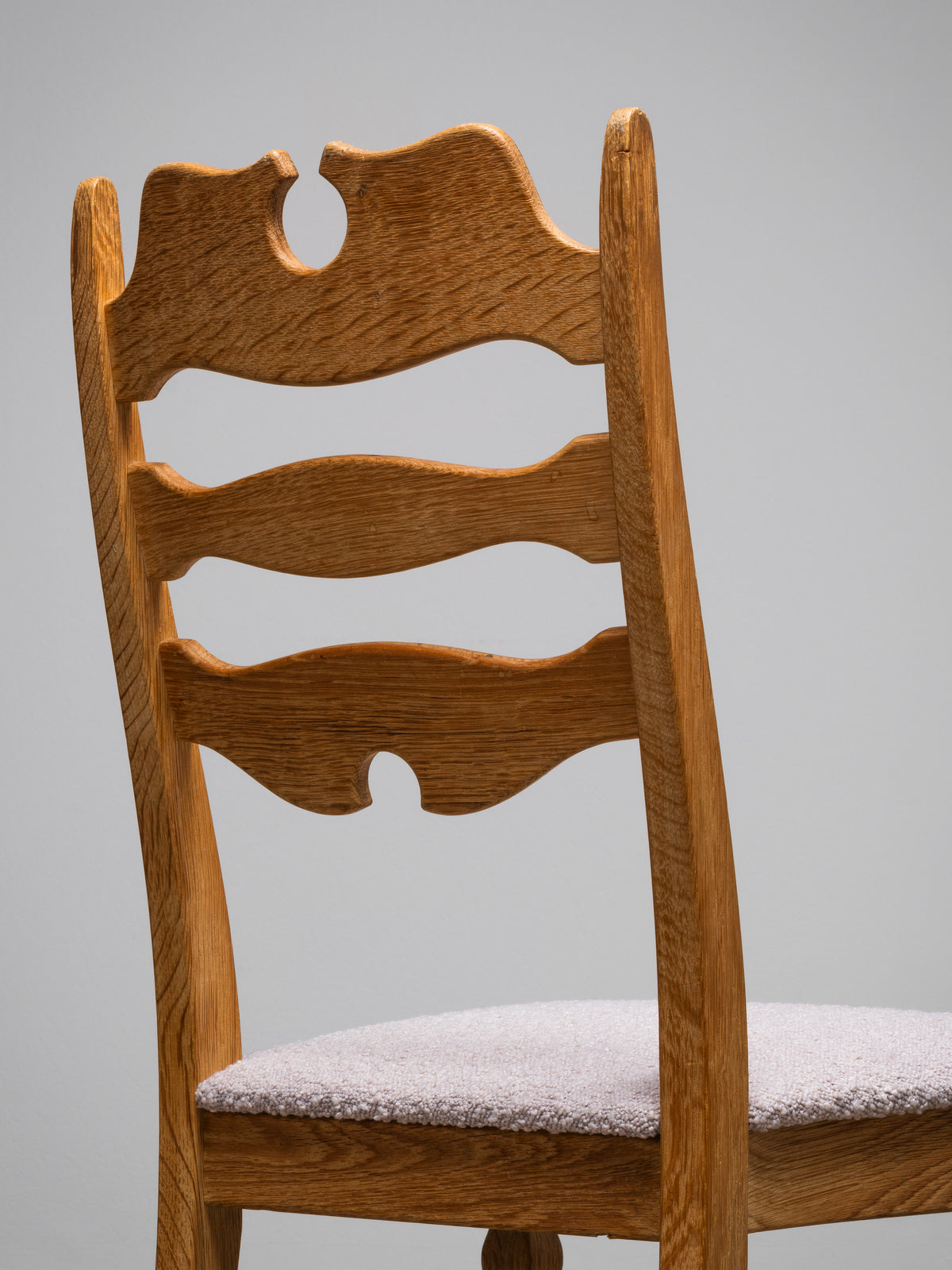Set of 6 Oak Dining Chairs with Bouclé Upholstery by Henning Kjærnulf, 1960s