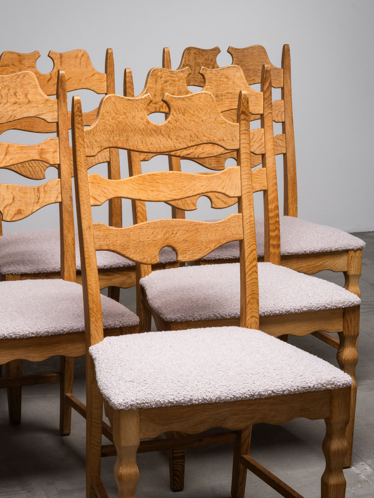 Set of 6 Oak Dining Chairs with Bouclé Upholstery by Henning Kjærnulf, 1960s
