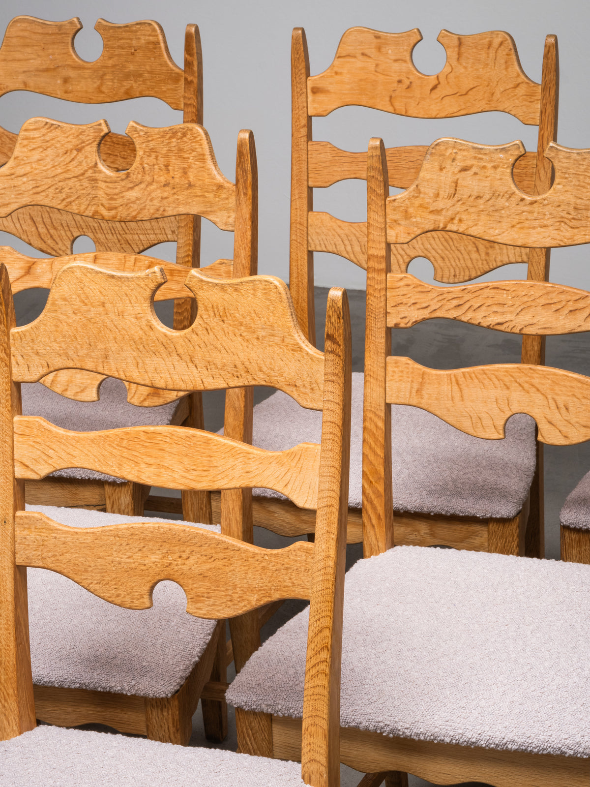 Set of 6 Oak Dining Chairs with Bouclé Upholstery by Henning Kjærnulf, 1960s