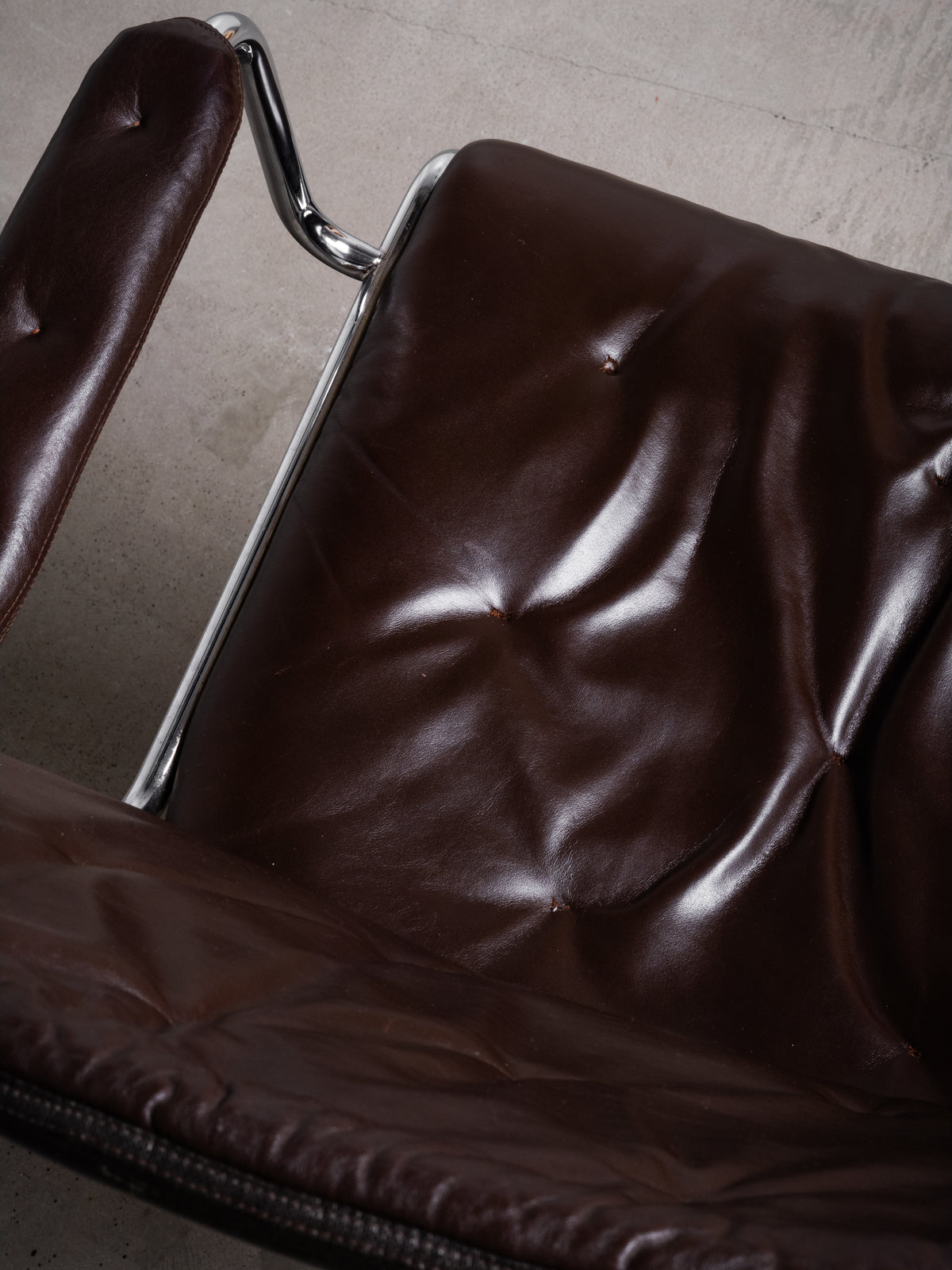 Model ’Sam’ Leather &amp; Chrome Office Chair by Sam Larsson for DUX, Sweden, 1970s