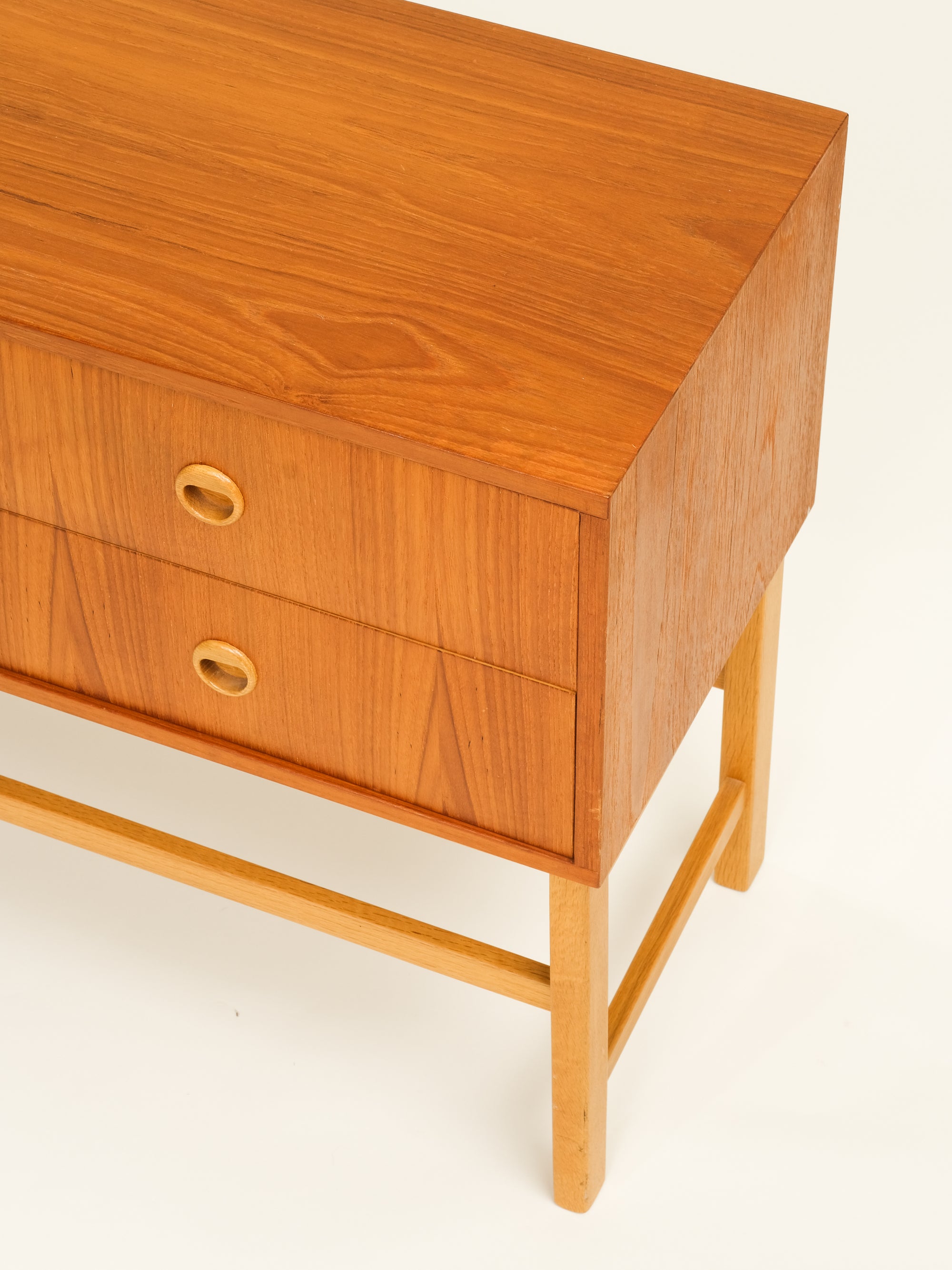 Scandinavian Mid-Century Five Drawer Console Table in Teak &amp; Oak