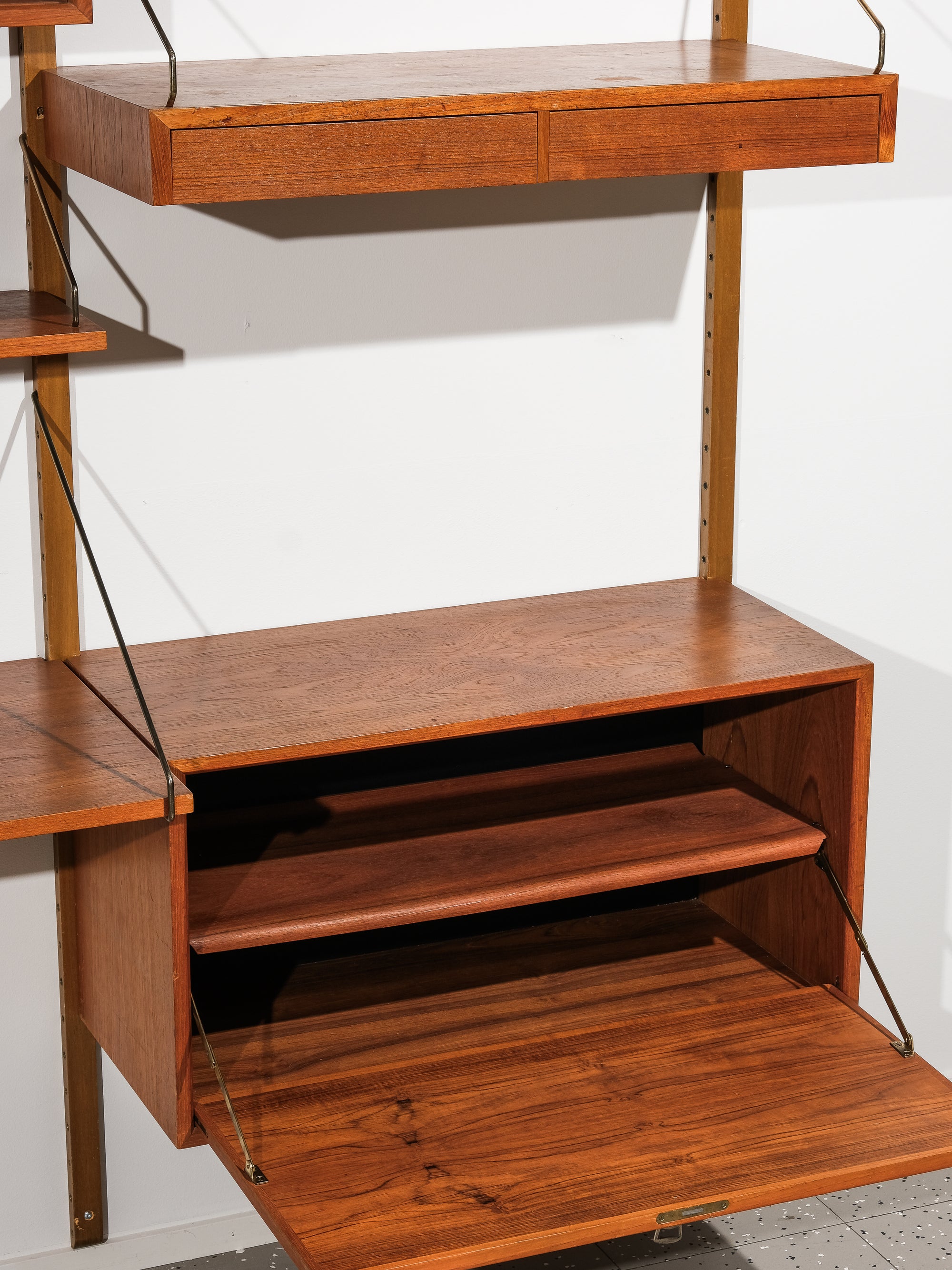 Large &quot;Royal System&quot; Teak Wall Unit by Poul Cadovius, 1950s