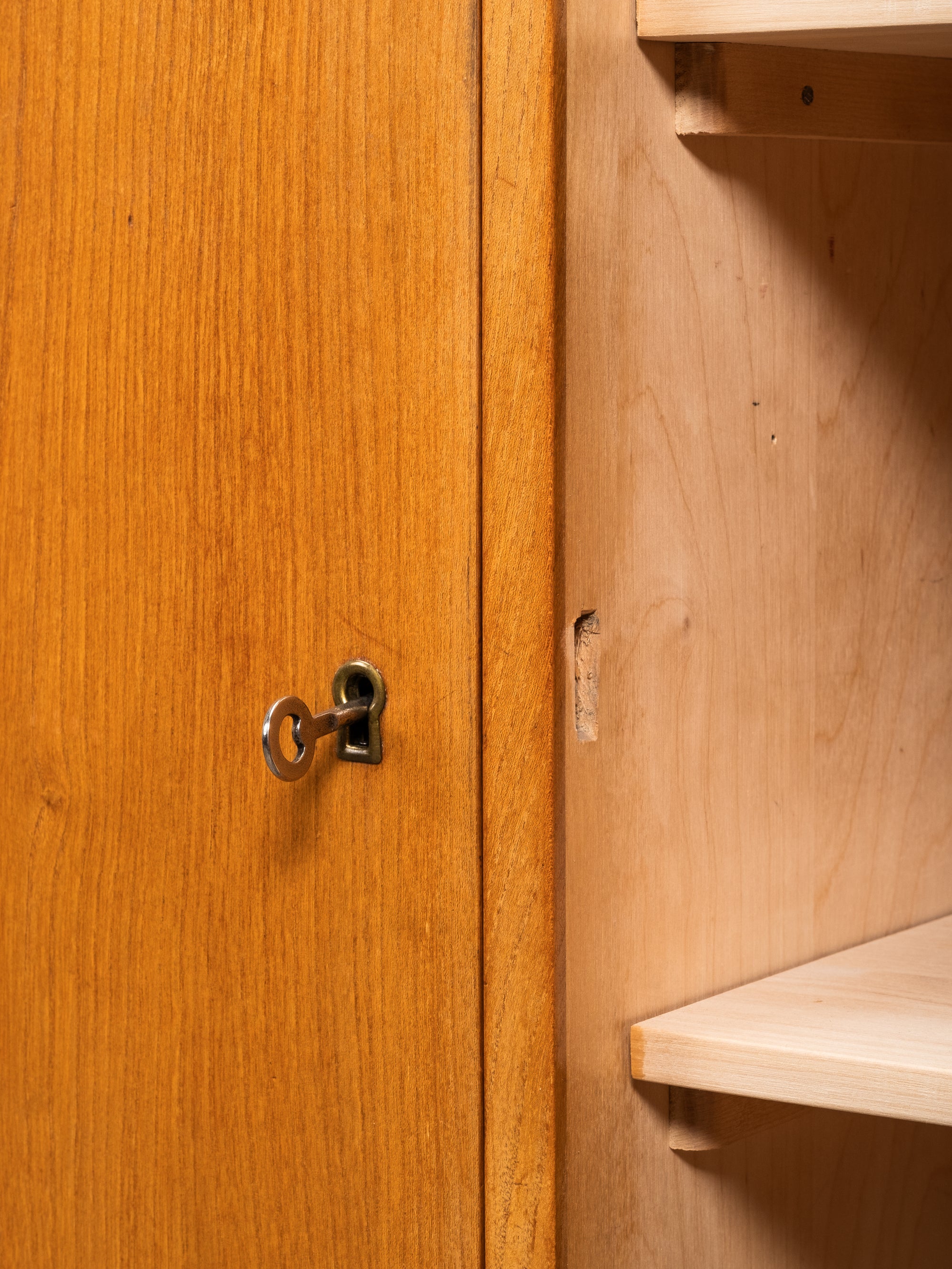 Finnish Curved Chest Cabinet in Elm, 1950s