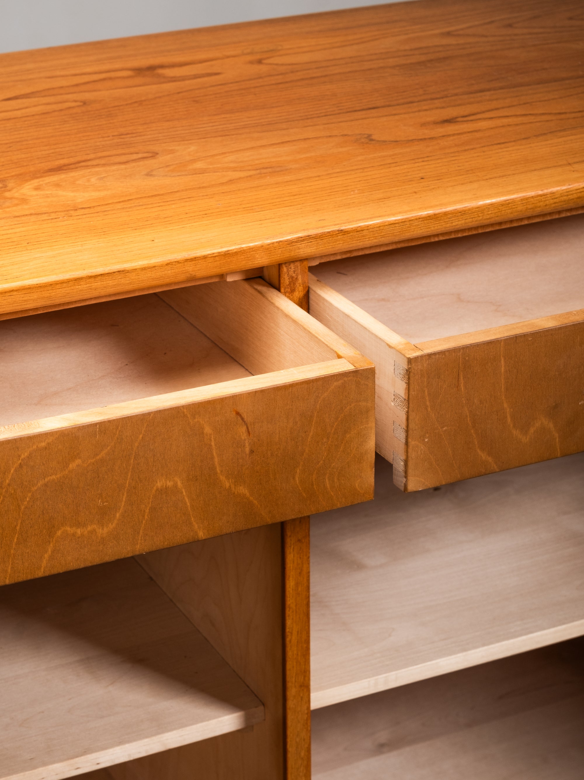 Finnish Curved Chest Cabinet in Elm, 1950s