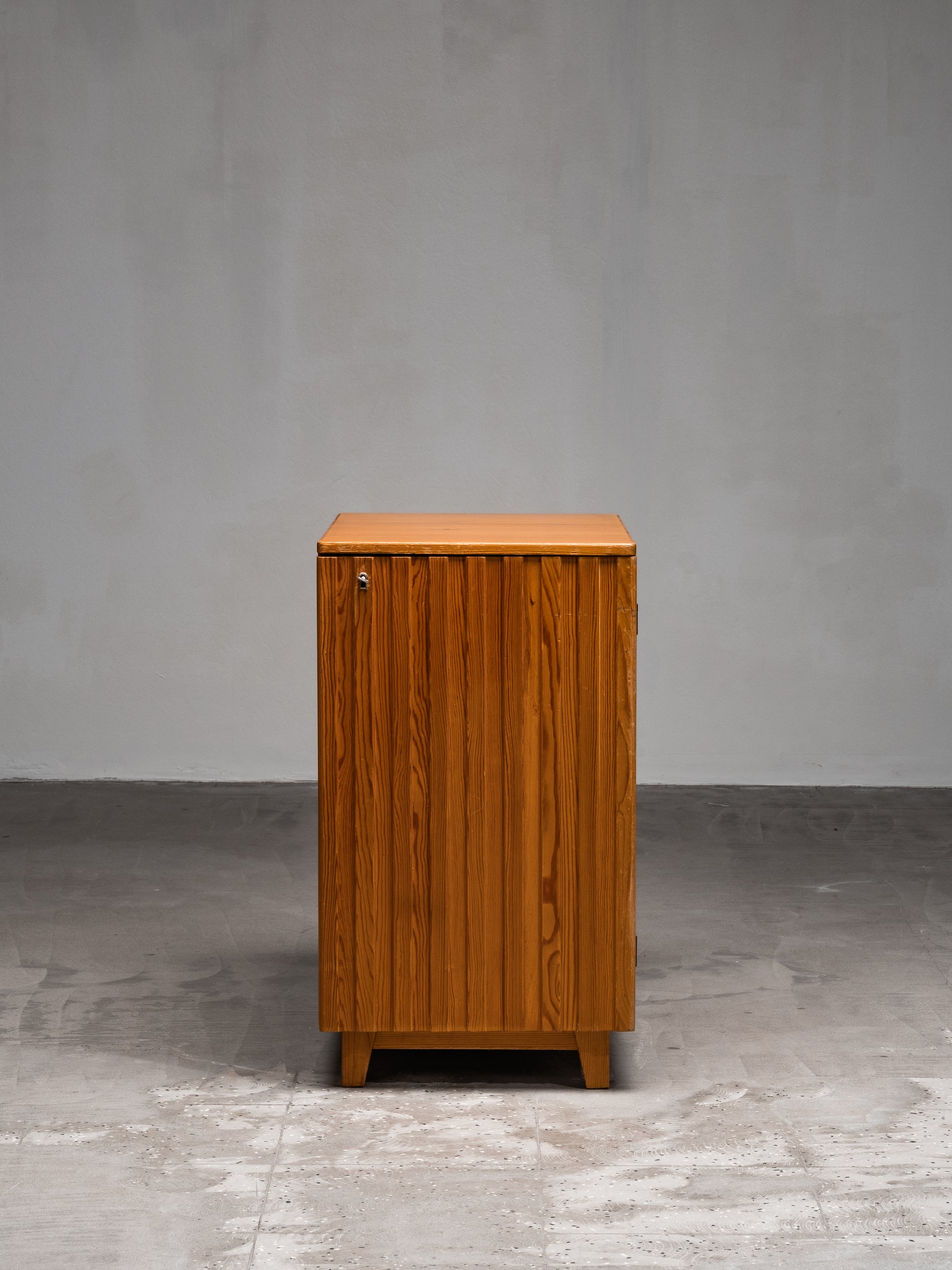 Rare Two-Sided Pine Cabinet by Göran Malmvall for Svensk Fur, Sweden, 1950s
