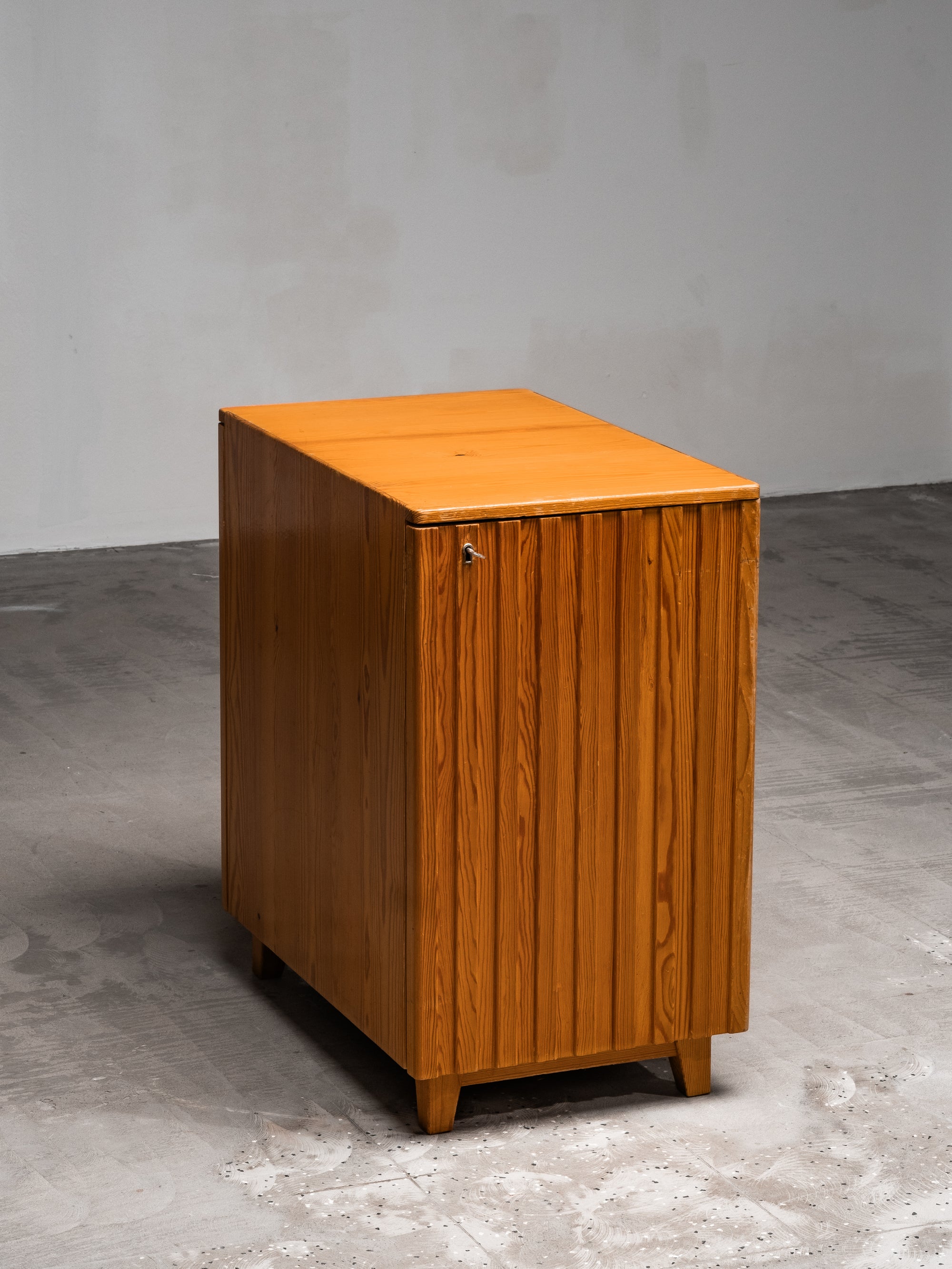 Rare Two-Sided Pine Cabinet by Göran Malmvall for Svensk Fur, Sweden, 1950s