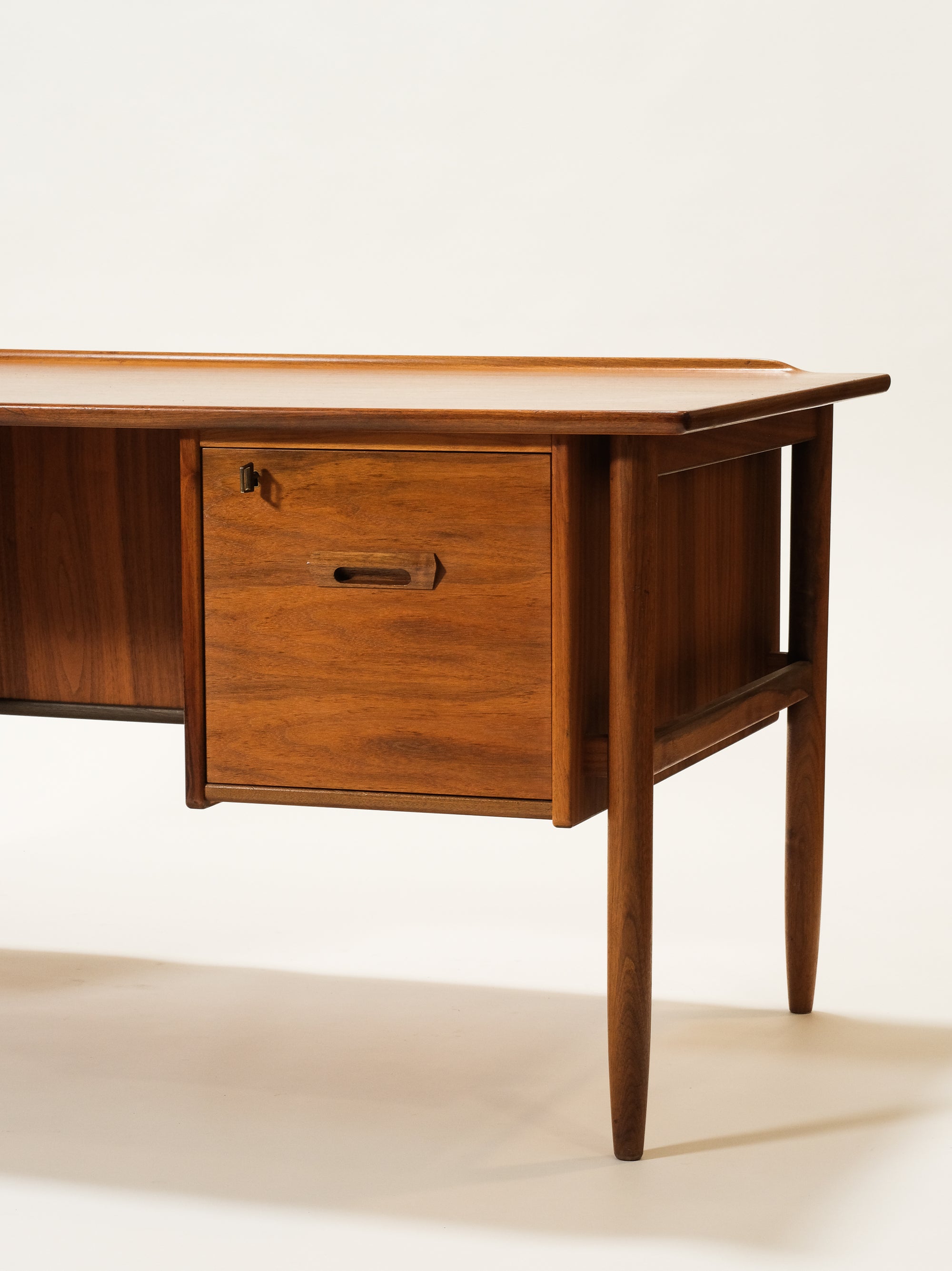 Mid-Century Teak Desk by Ib Kofod-Larsen, Denmark, 1960s