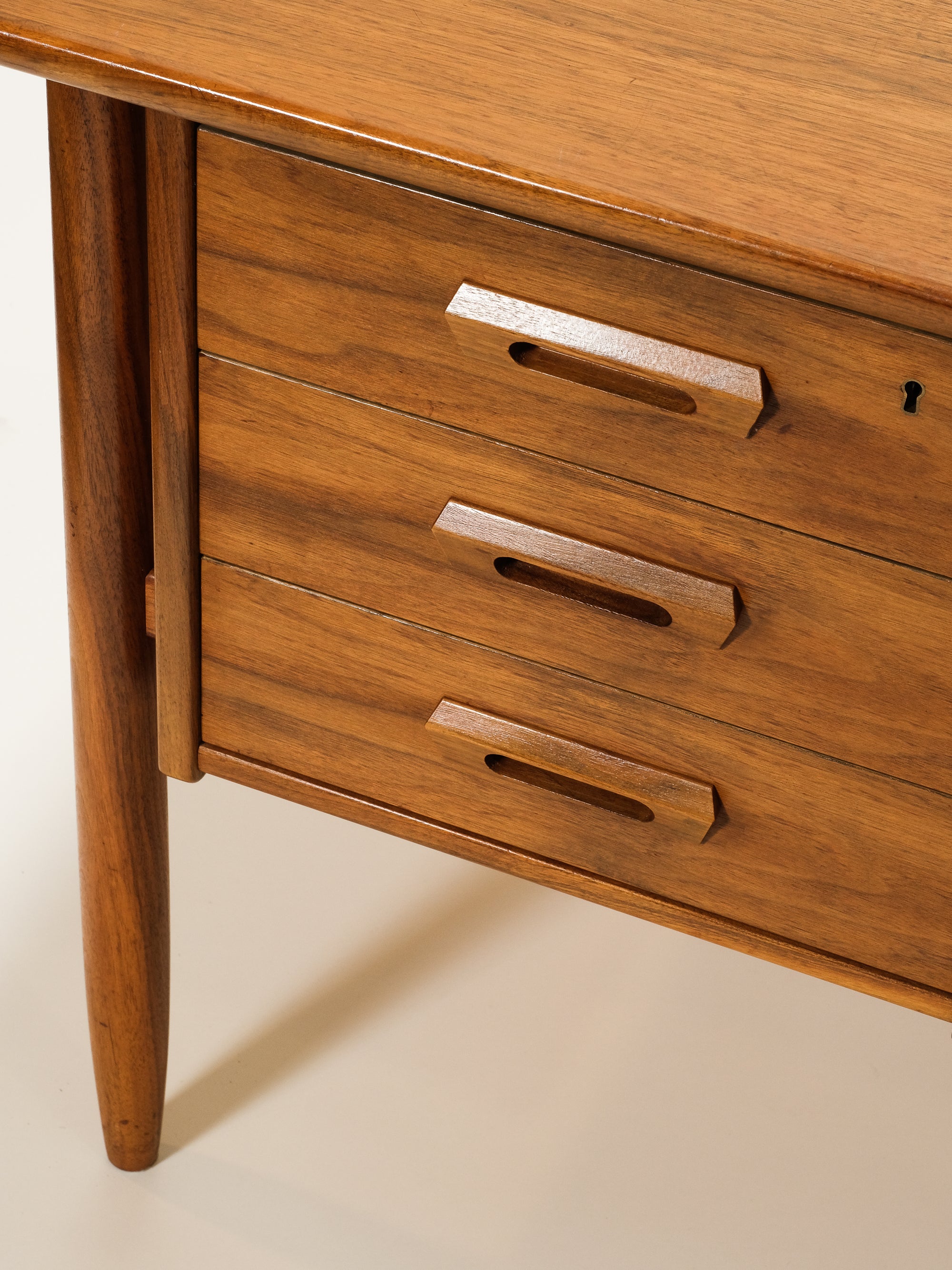 Mid-Century Teak Desk by Ib Kofod-Larsen, Denmark, 1960s