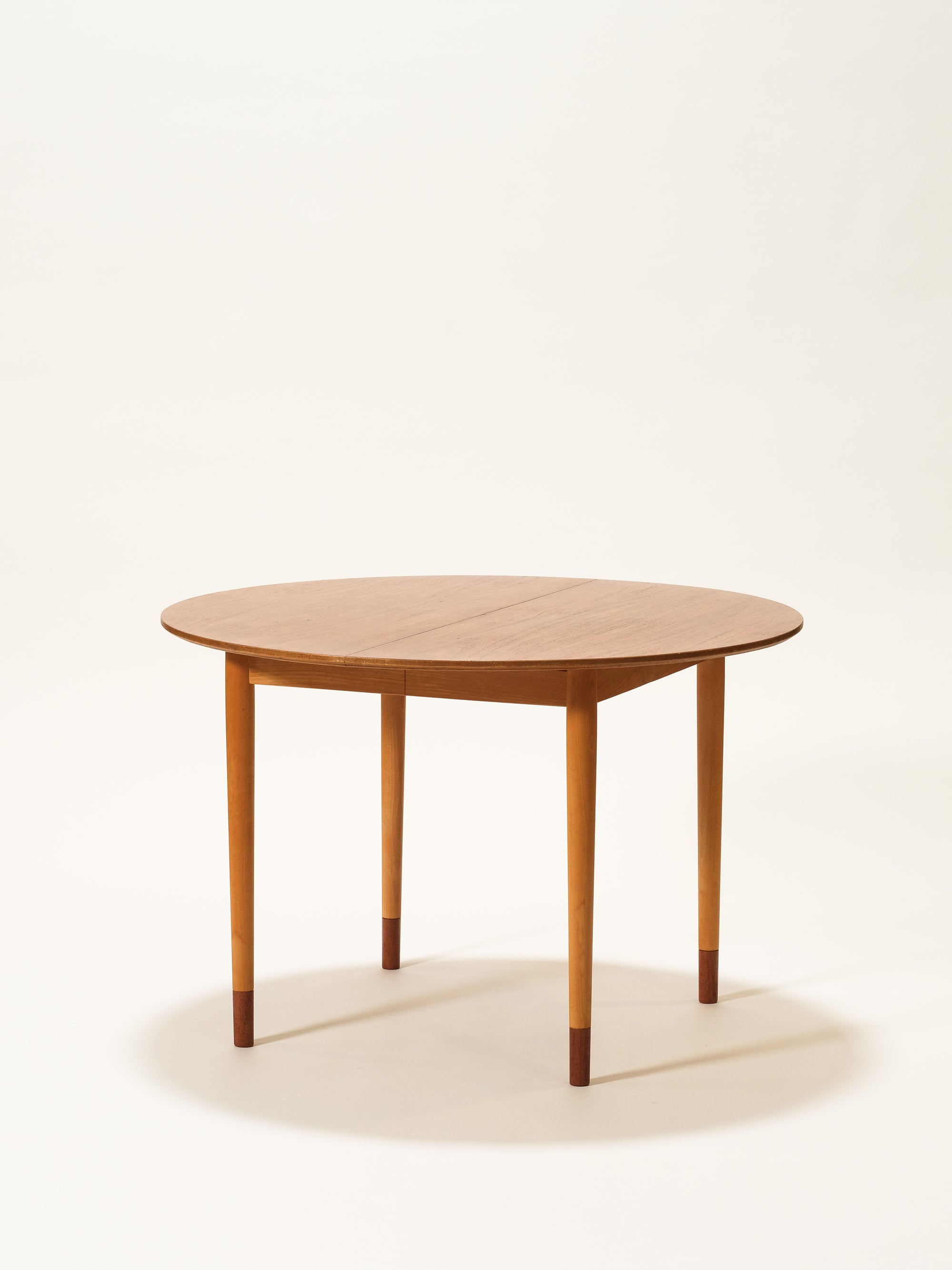 Scandinavian Round Extendable Dining Table, 1960s