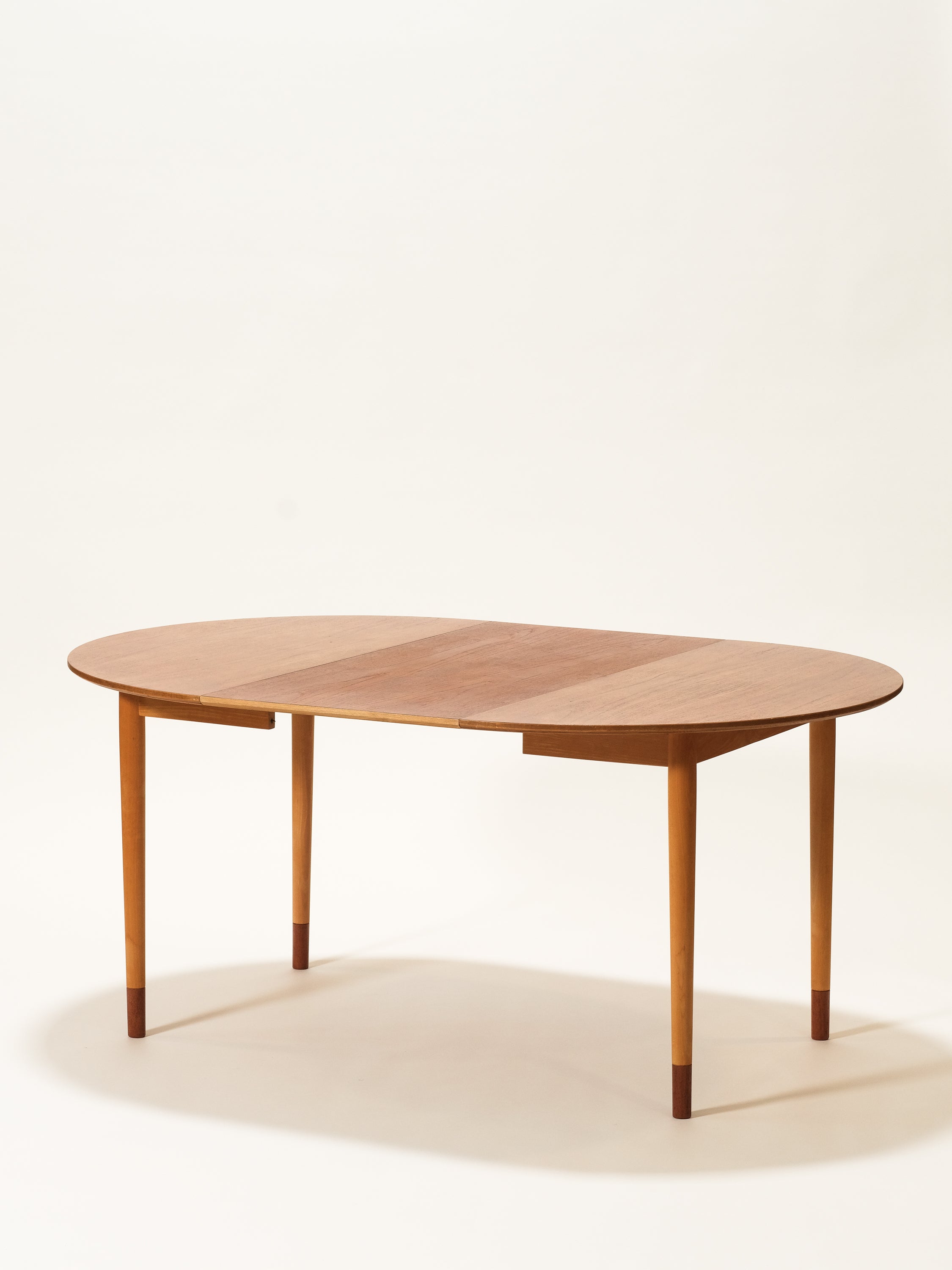 Scandinavian Round Extendable Dining Table, 1960s