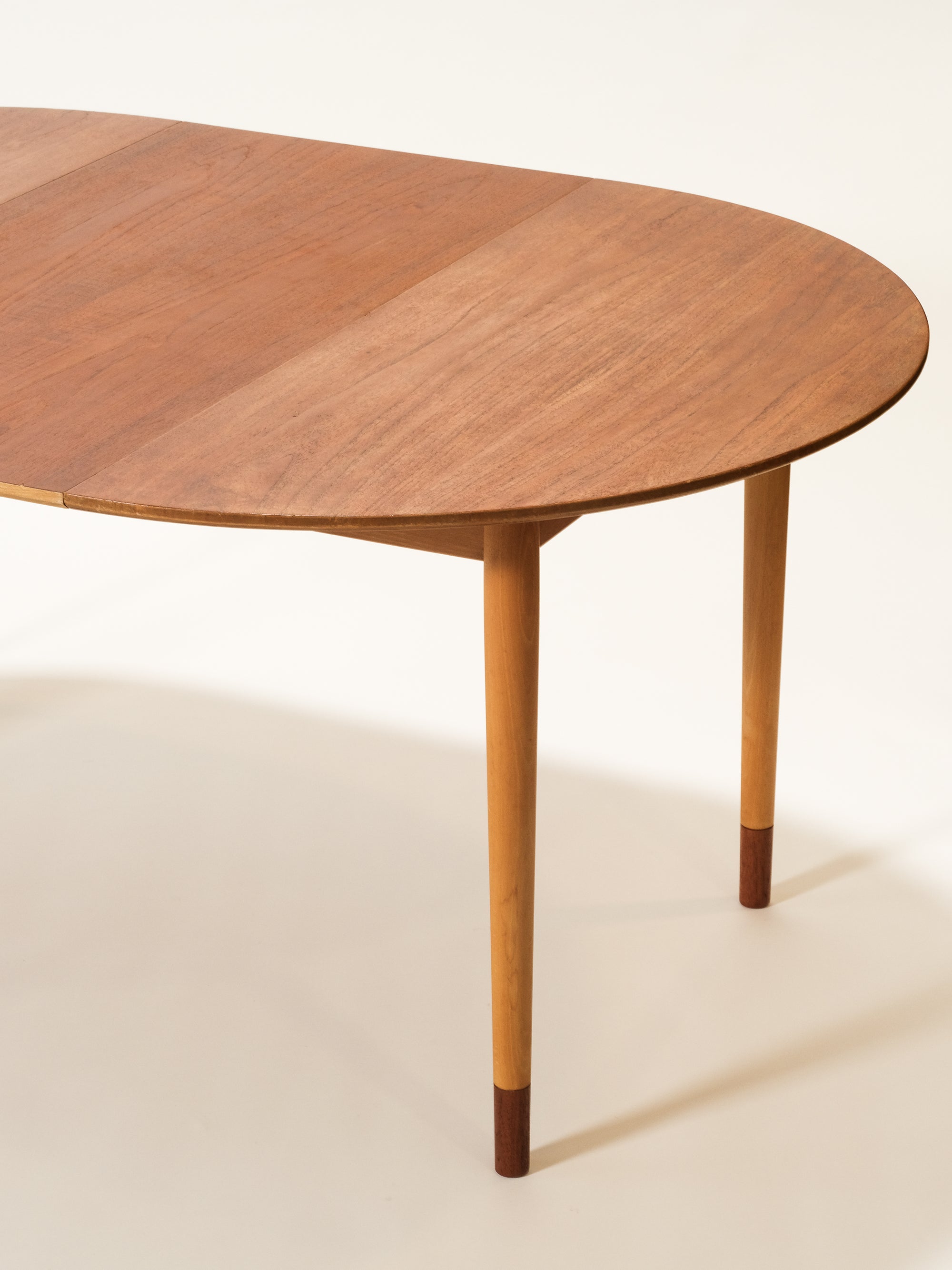 Scandinavian Round Extendable Dining Table, 1960s