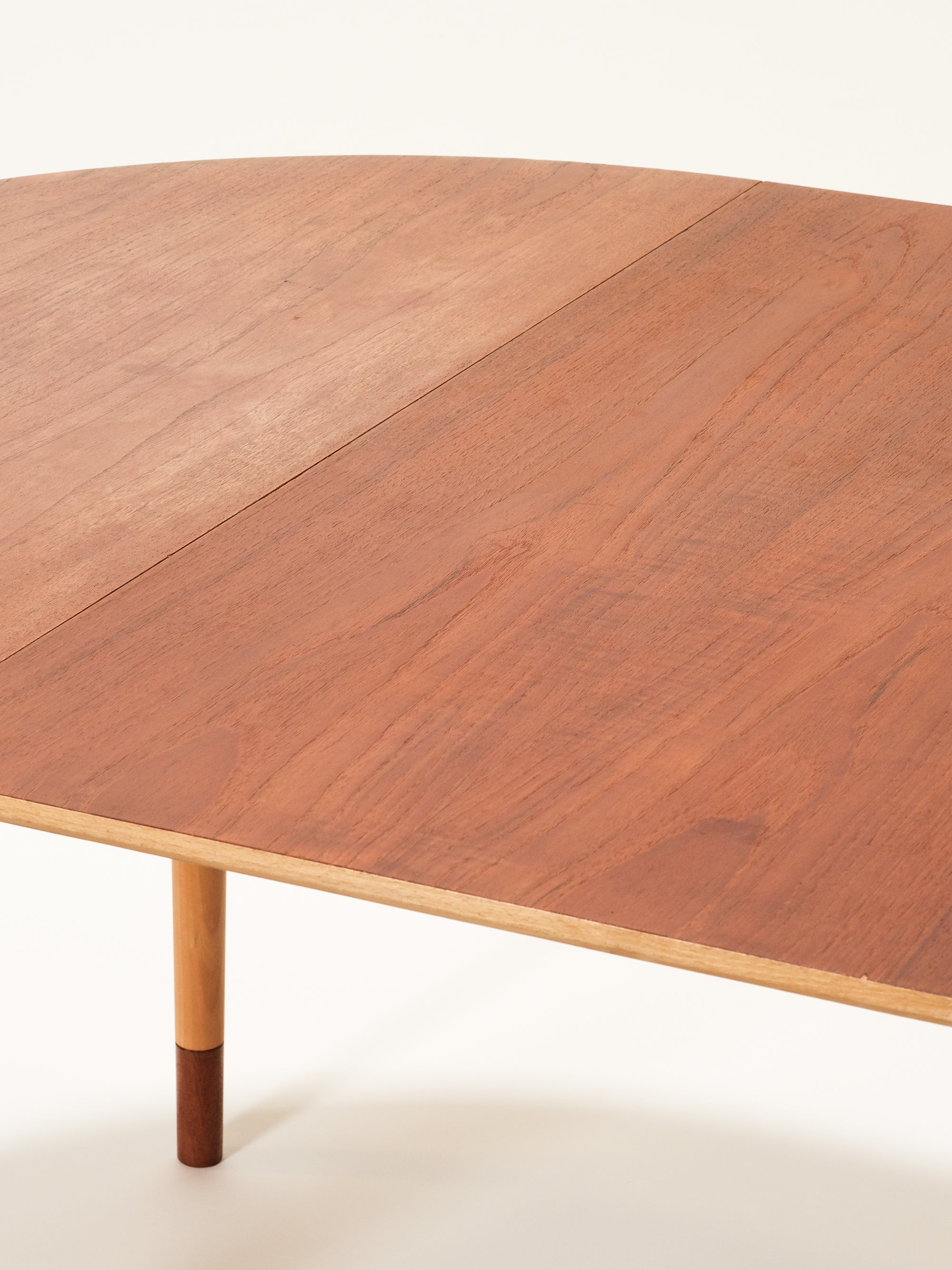 Scandinavian Round Extendable Dining Table, 1960s