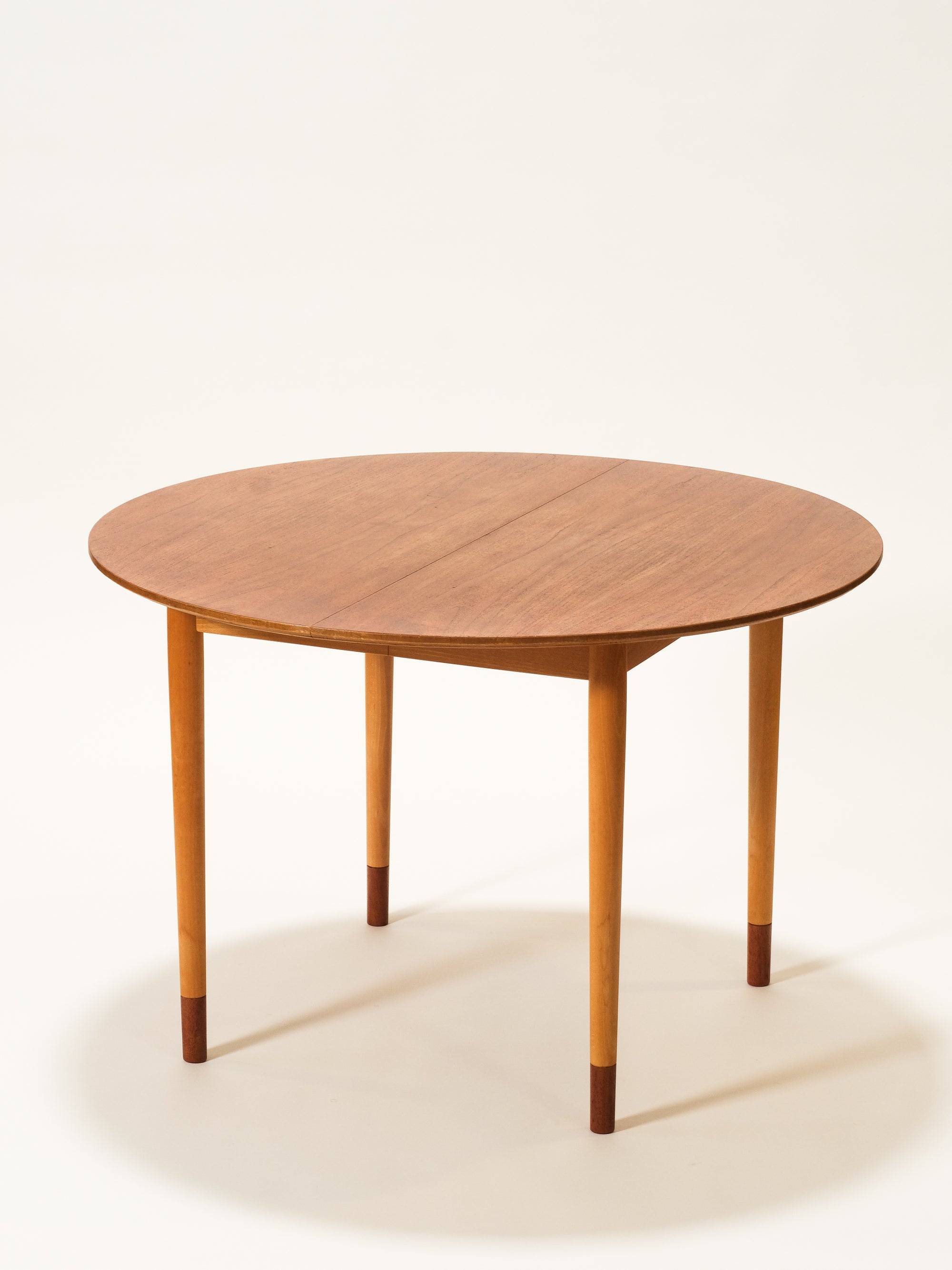 Scandinavian Round Extendable Dining Table, 1960s