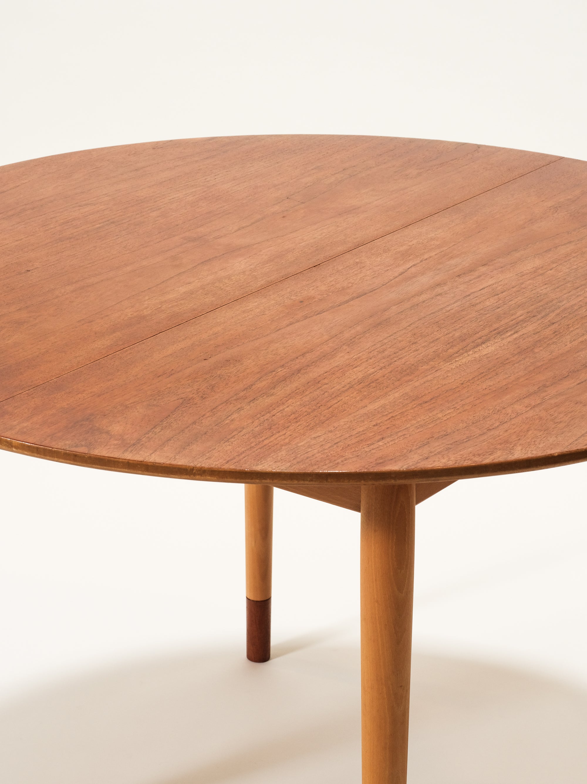 Scandinavian Round Extendable Dining Table, 1960s