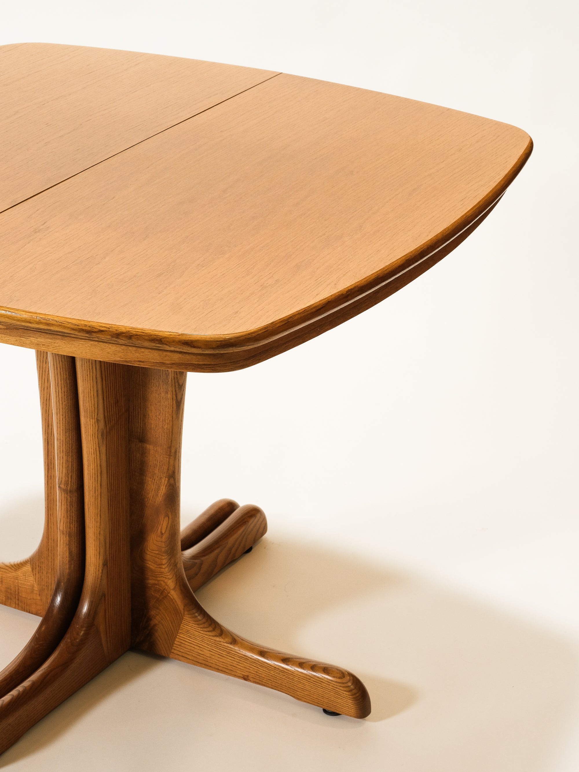 Mid-Century Oak Extendable Dining Table