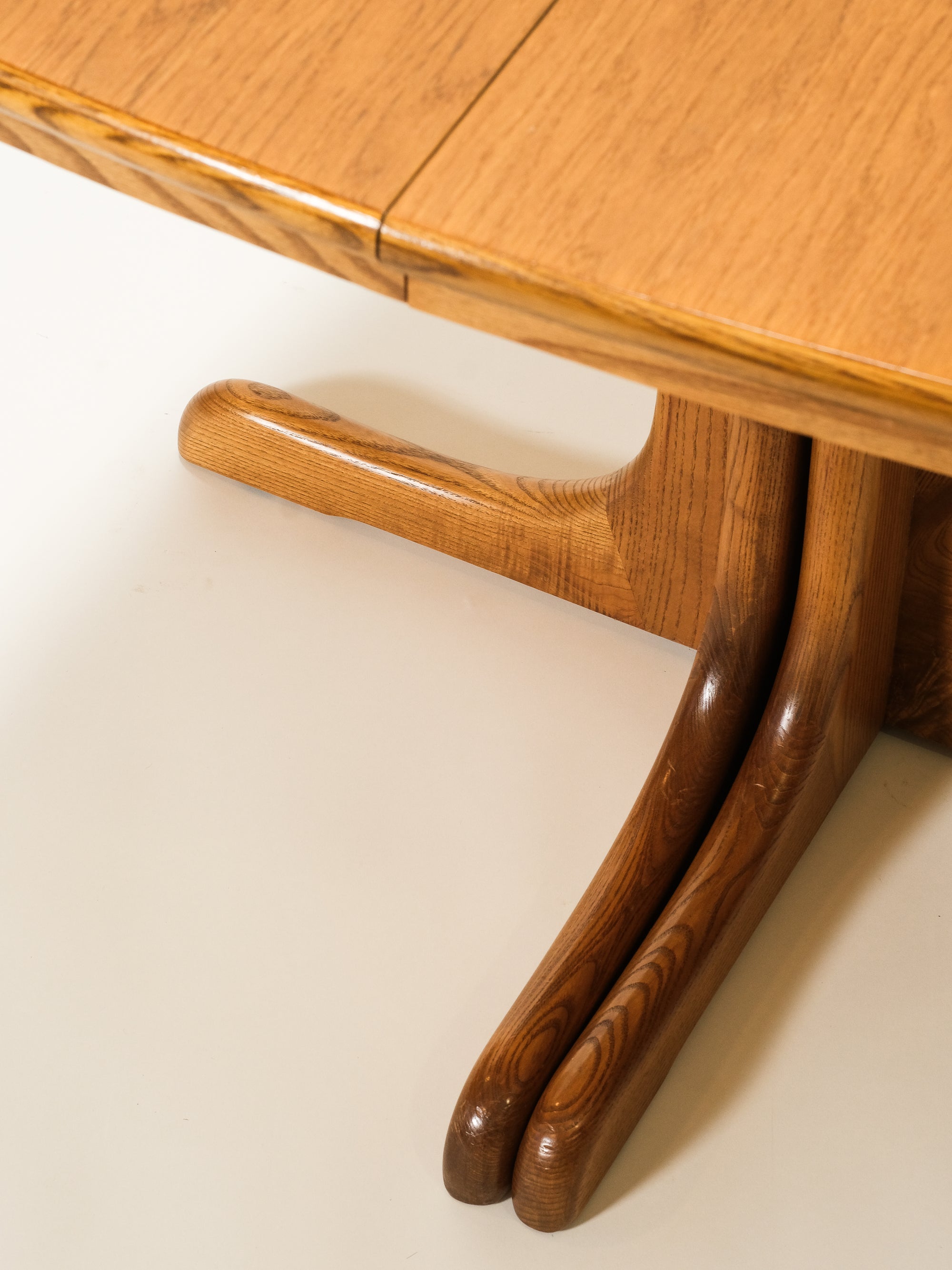Mid-Century Oak Extendable Dining Table