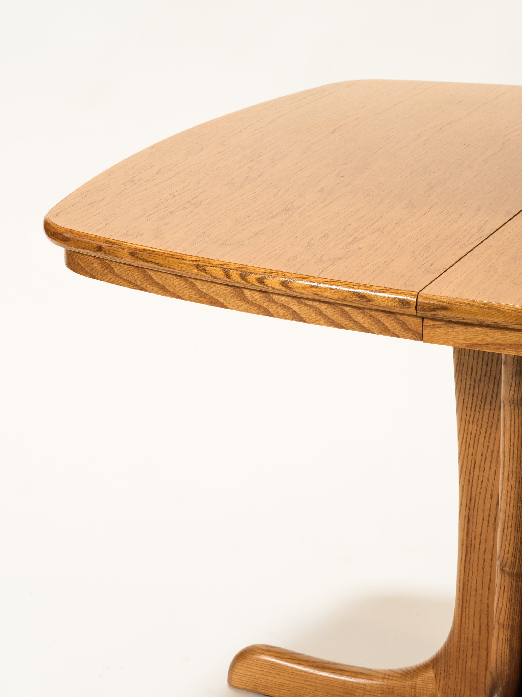 Mid-Century Oak Extendable Dining Table