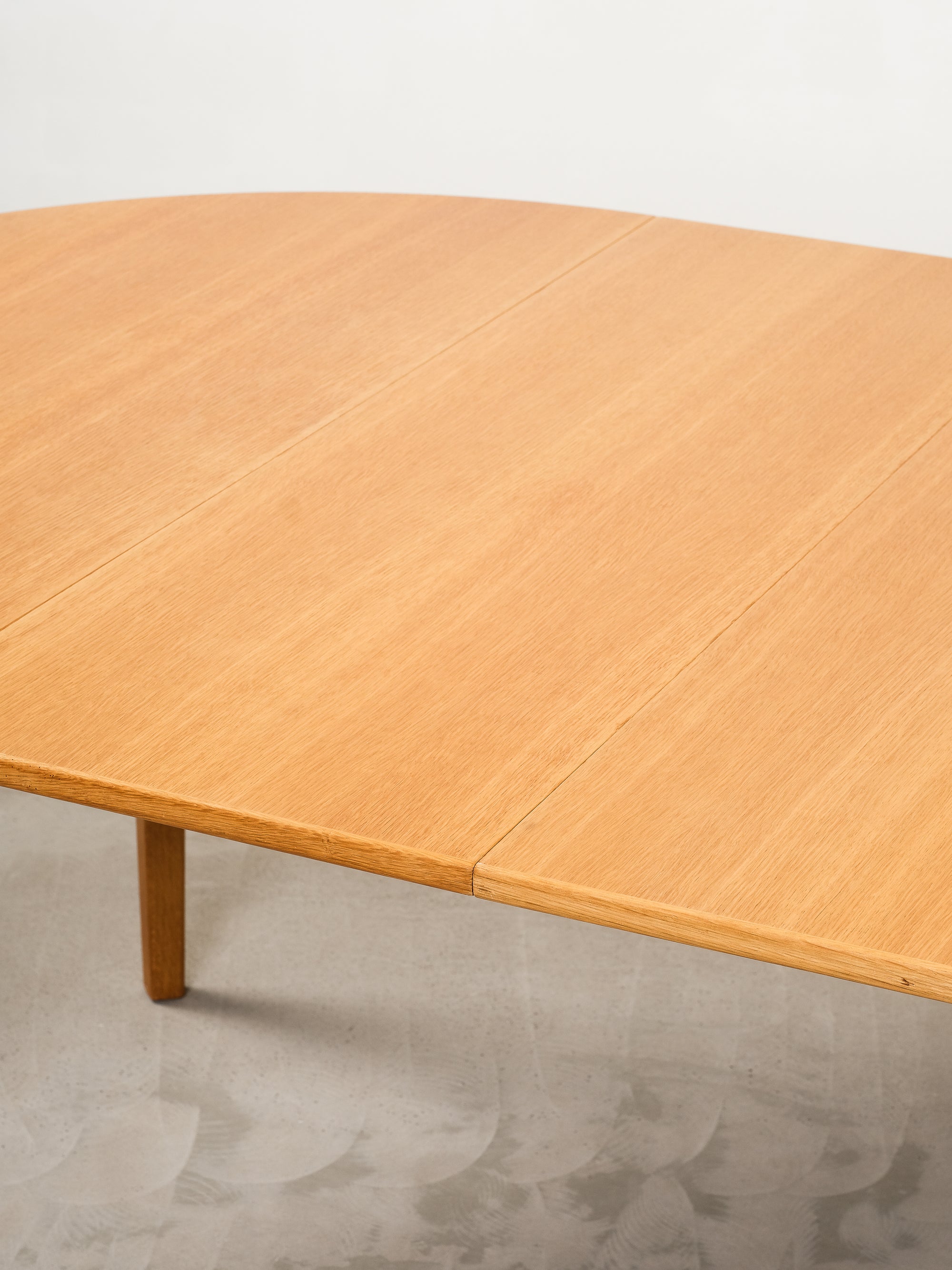 Scandinavian Round Oak Extendable Dining Table, 1960s